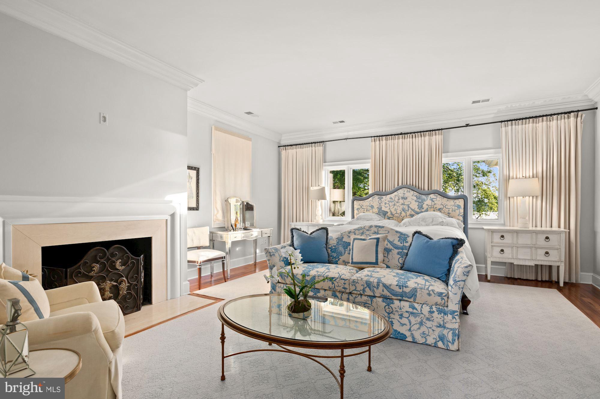 WATERFRONT - Residential