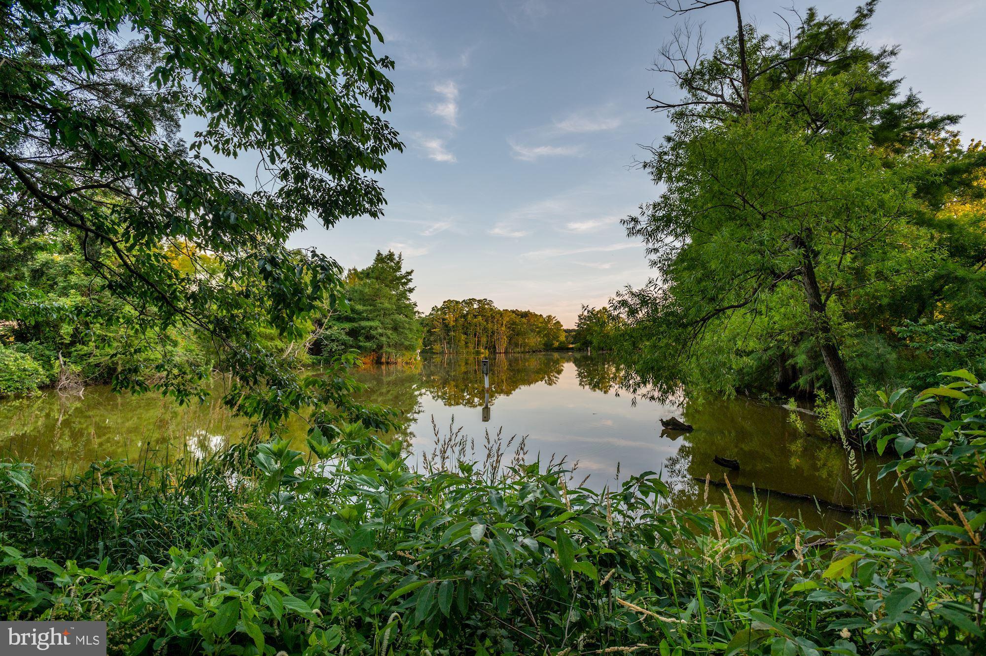 WATERFRONT - Residential