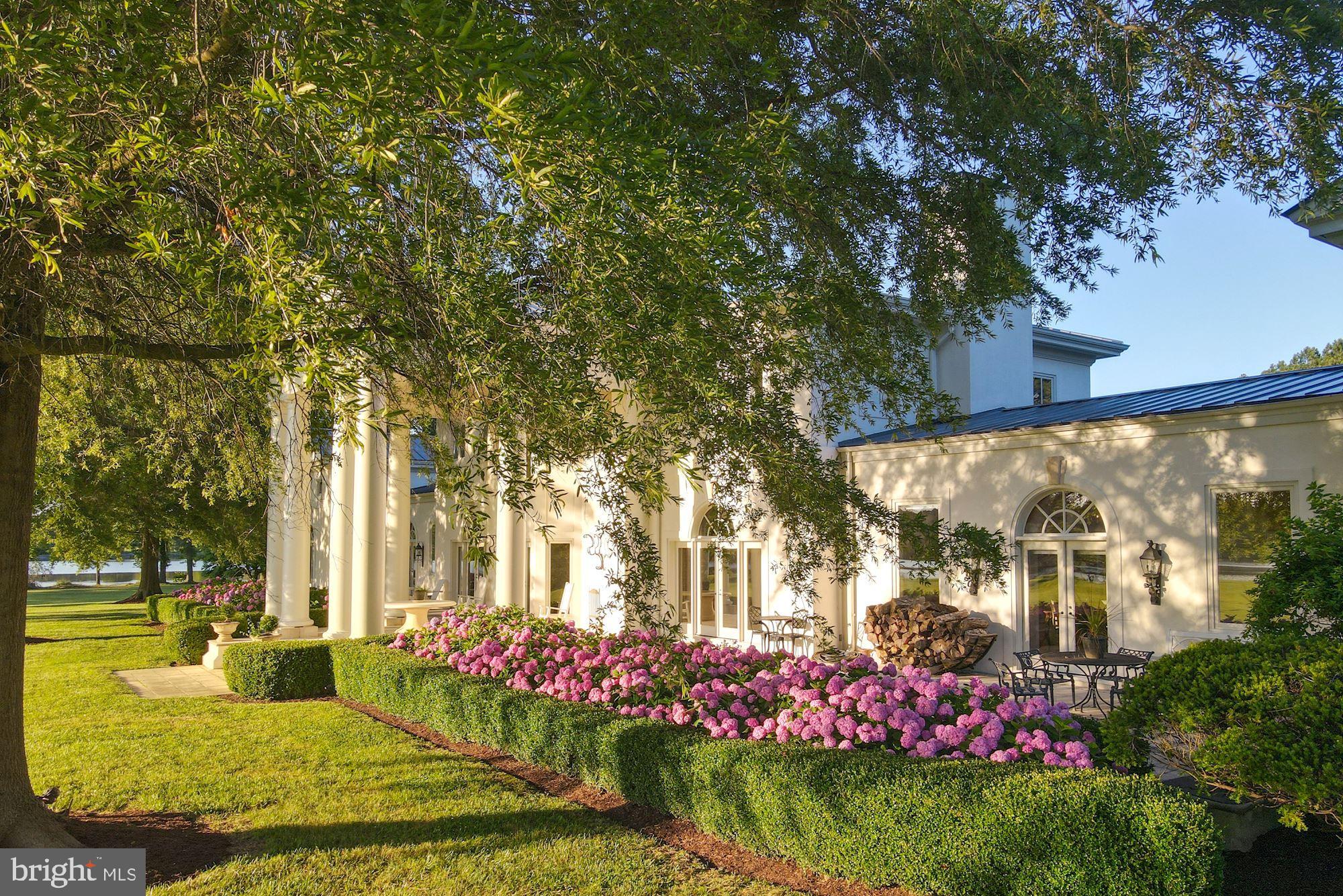 WATERFRONT - Residential