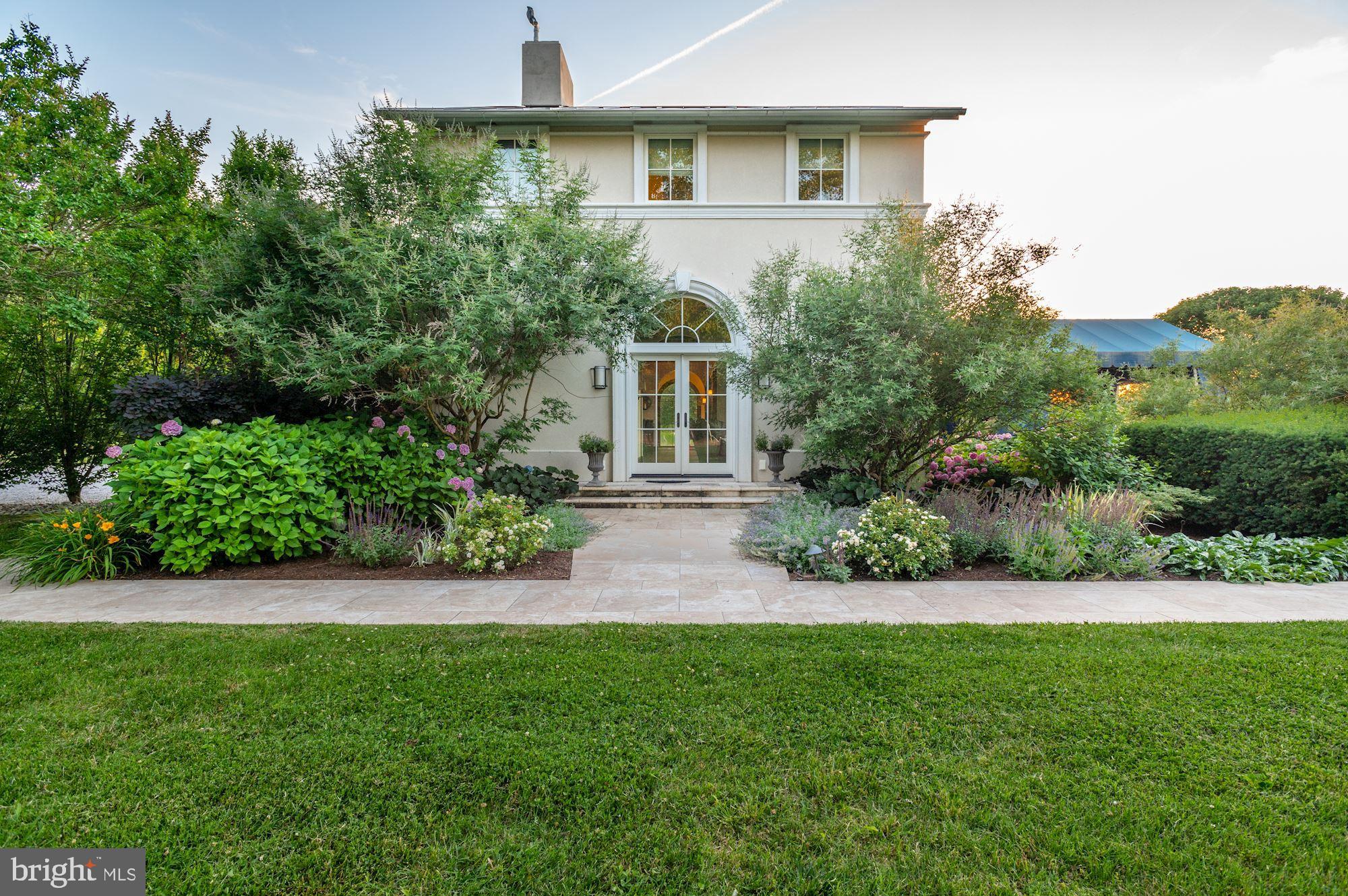 WATERFRONT - Residential