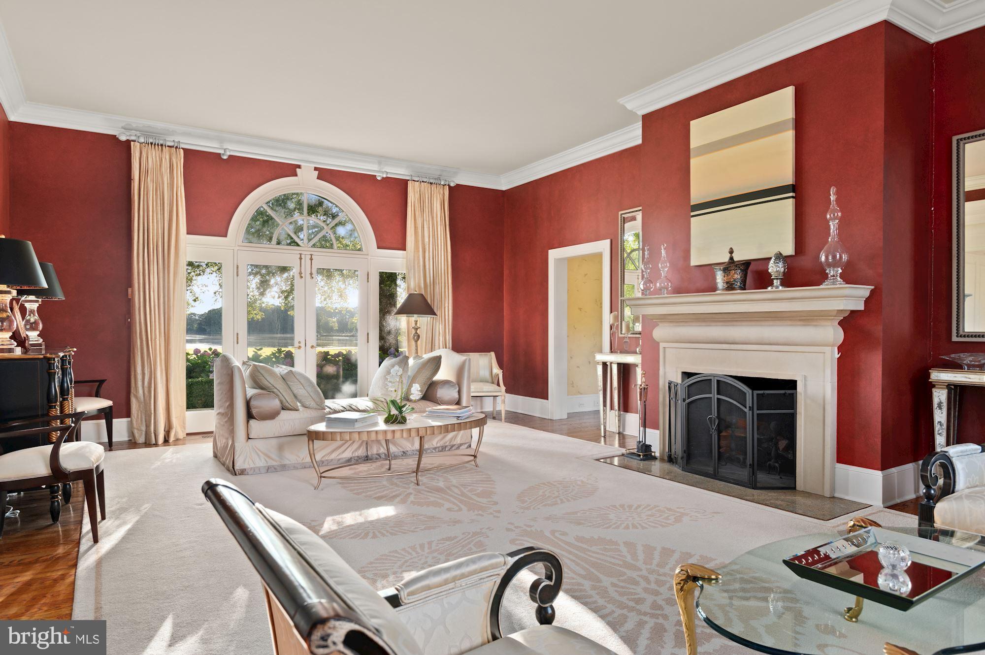 WATERFRONT - Residential