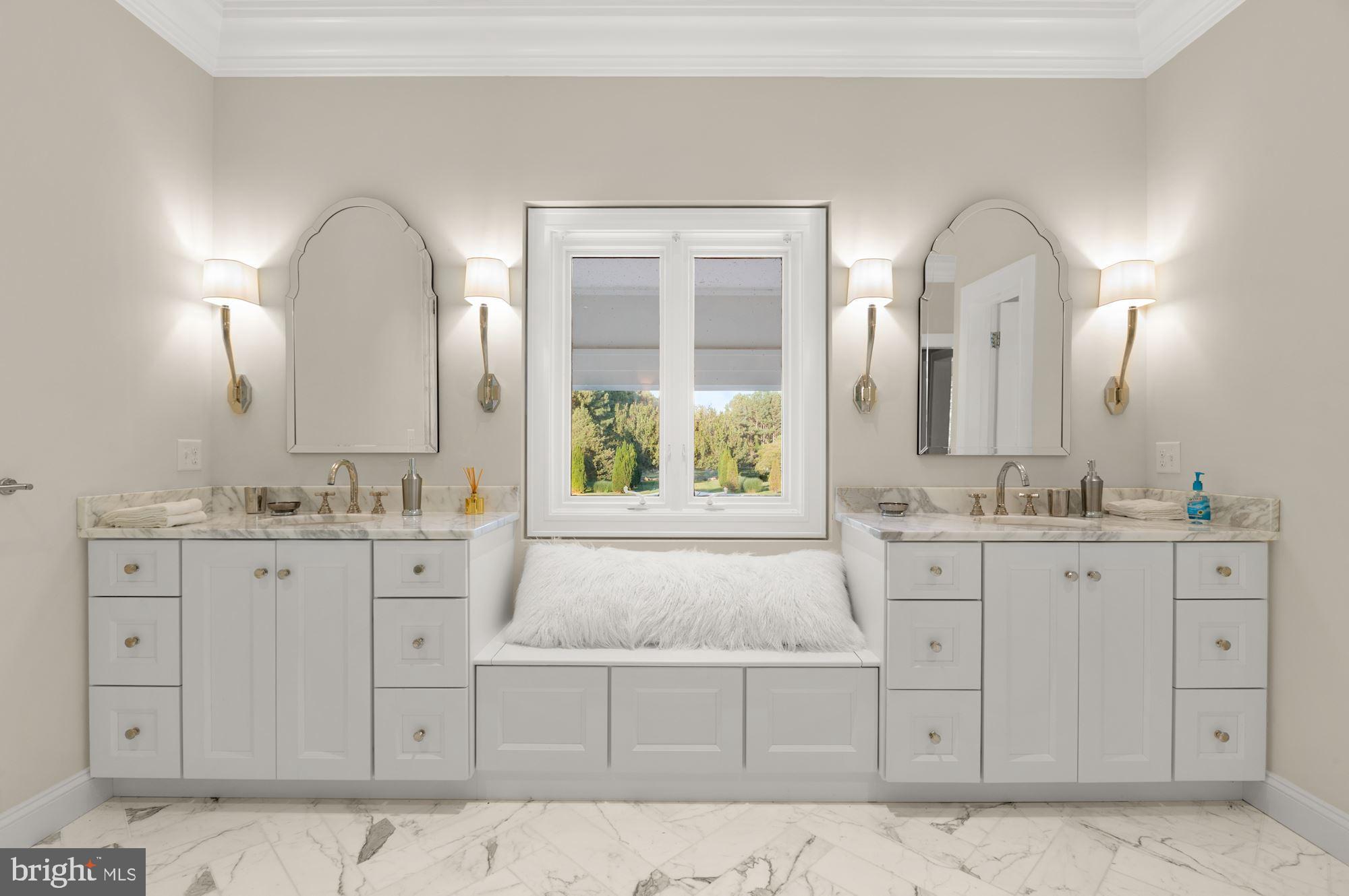 WATERFRONT - Residential