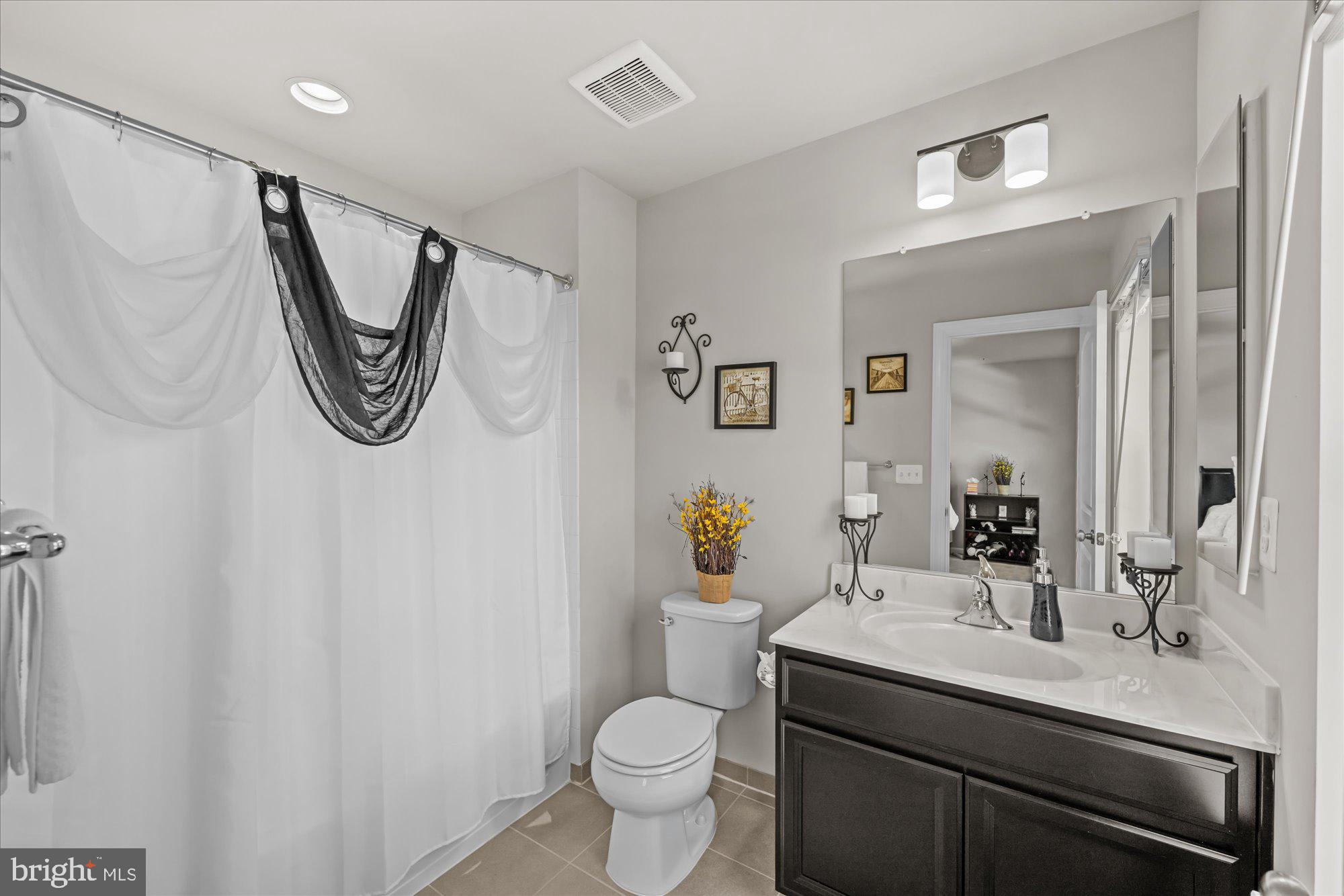 VILLAGES OF SAVANNAH - Residential