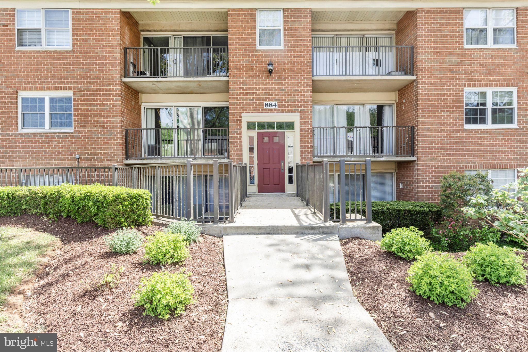 PLYMOUTH GARDENS - Residential