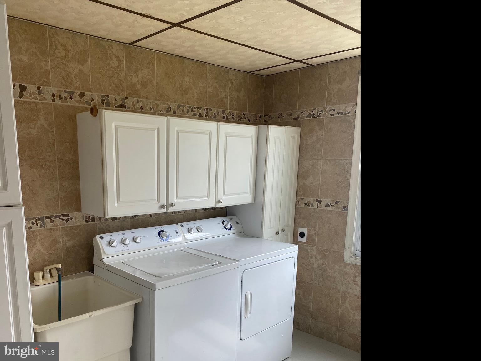 DUNDALK - Residential Lease