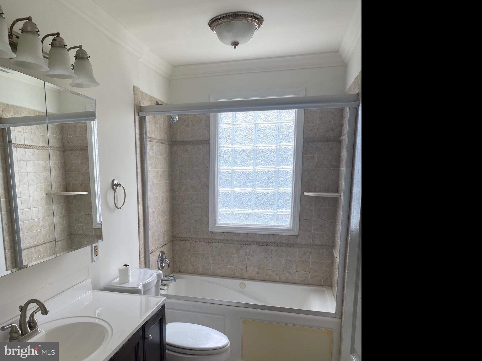 DUNDALK - Residential Lease