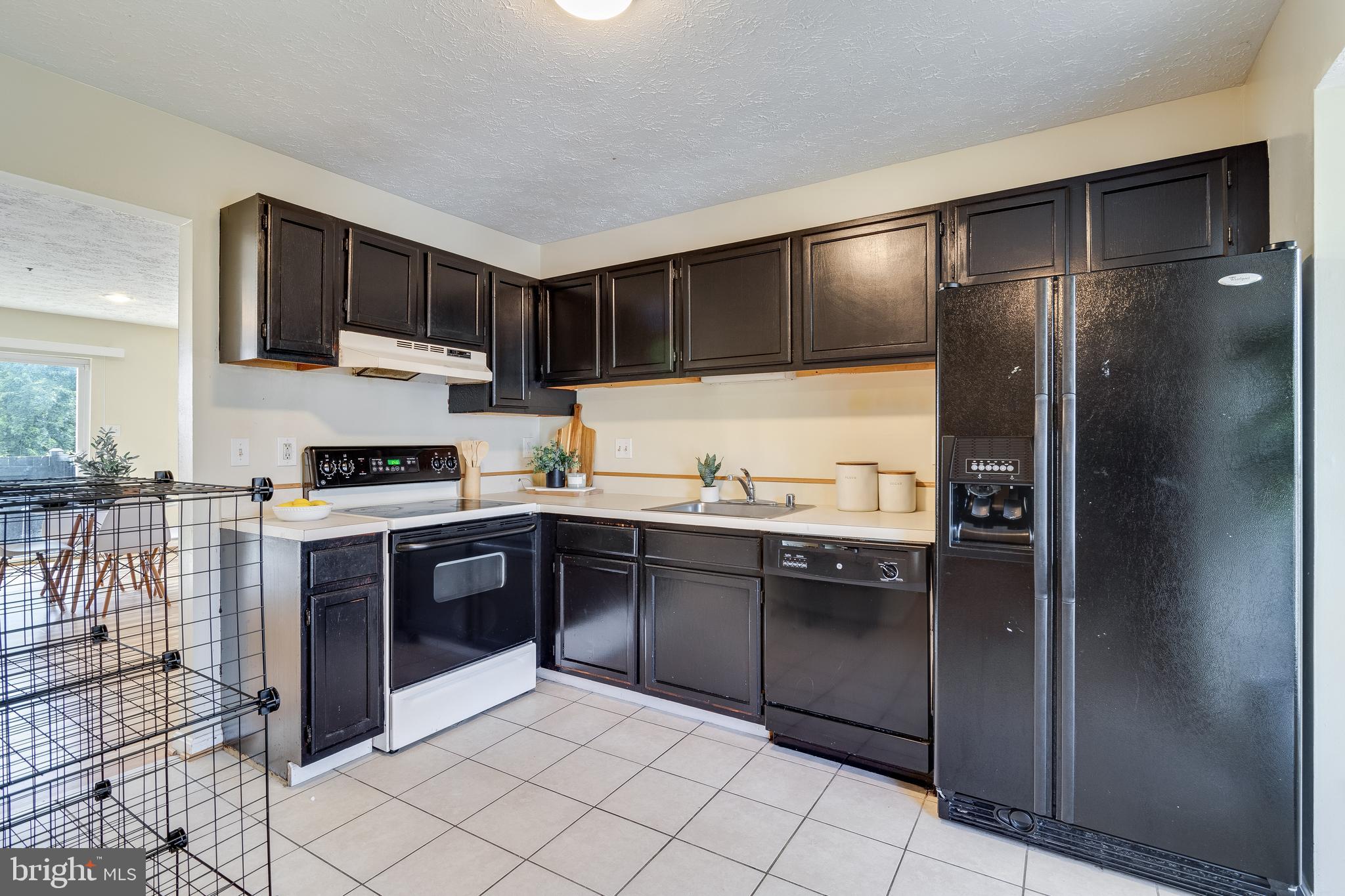 3704 SILVER PARK COURT