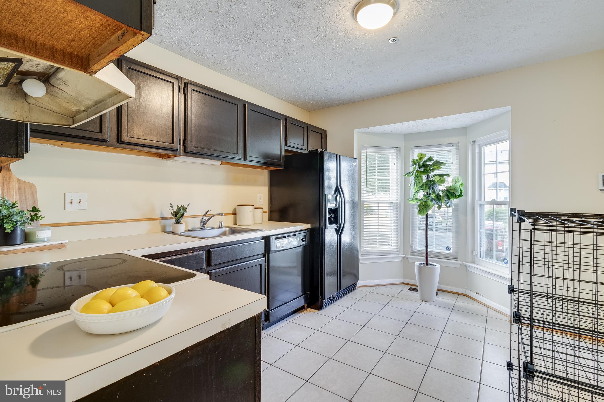 3704 SILVER PARK COURT