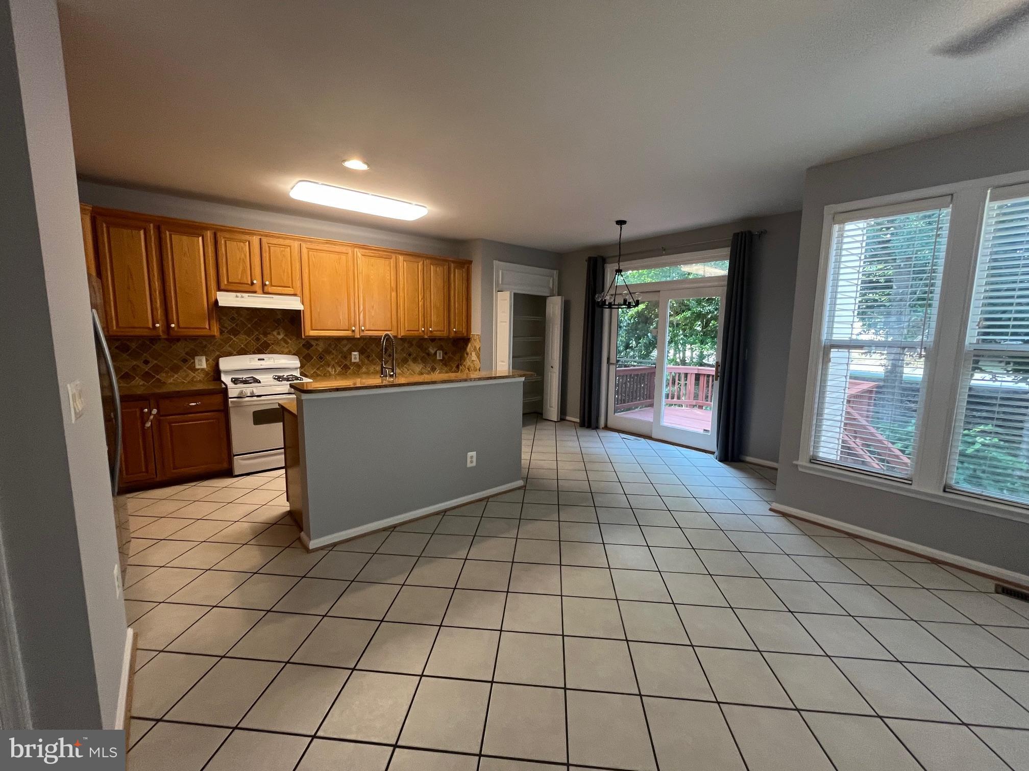 LOWES ISLAND - Residential Lease