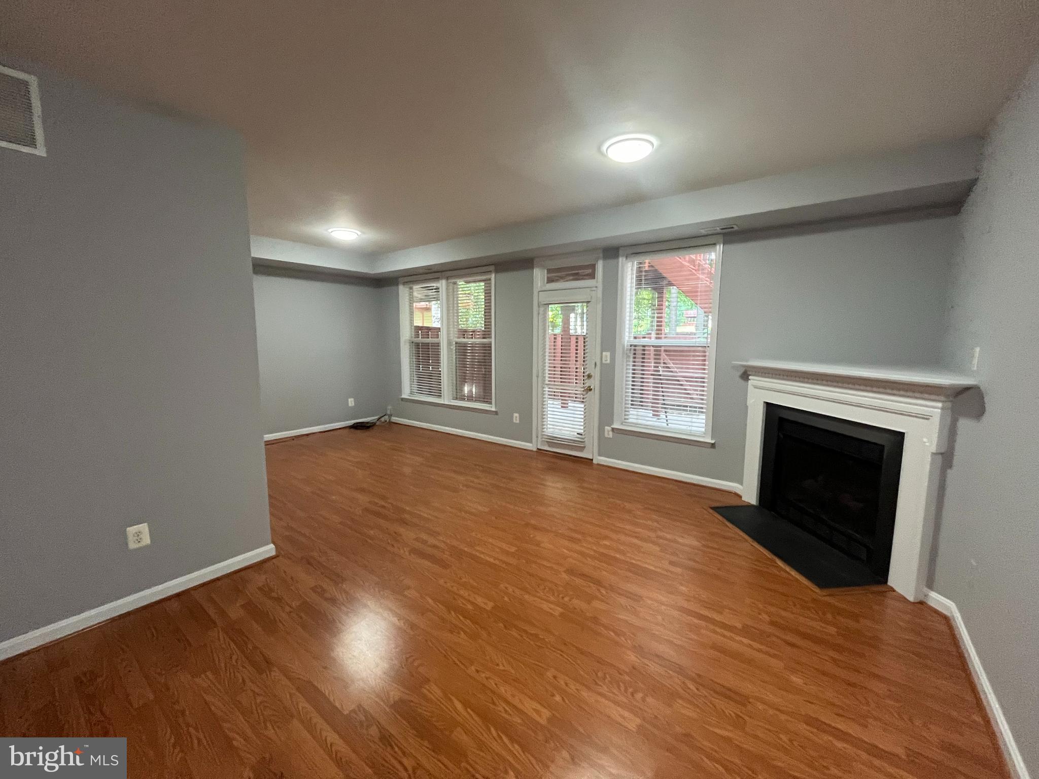 LOWES ISLAND - Residential Lease