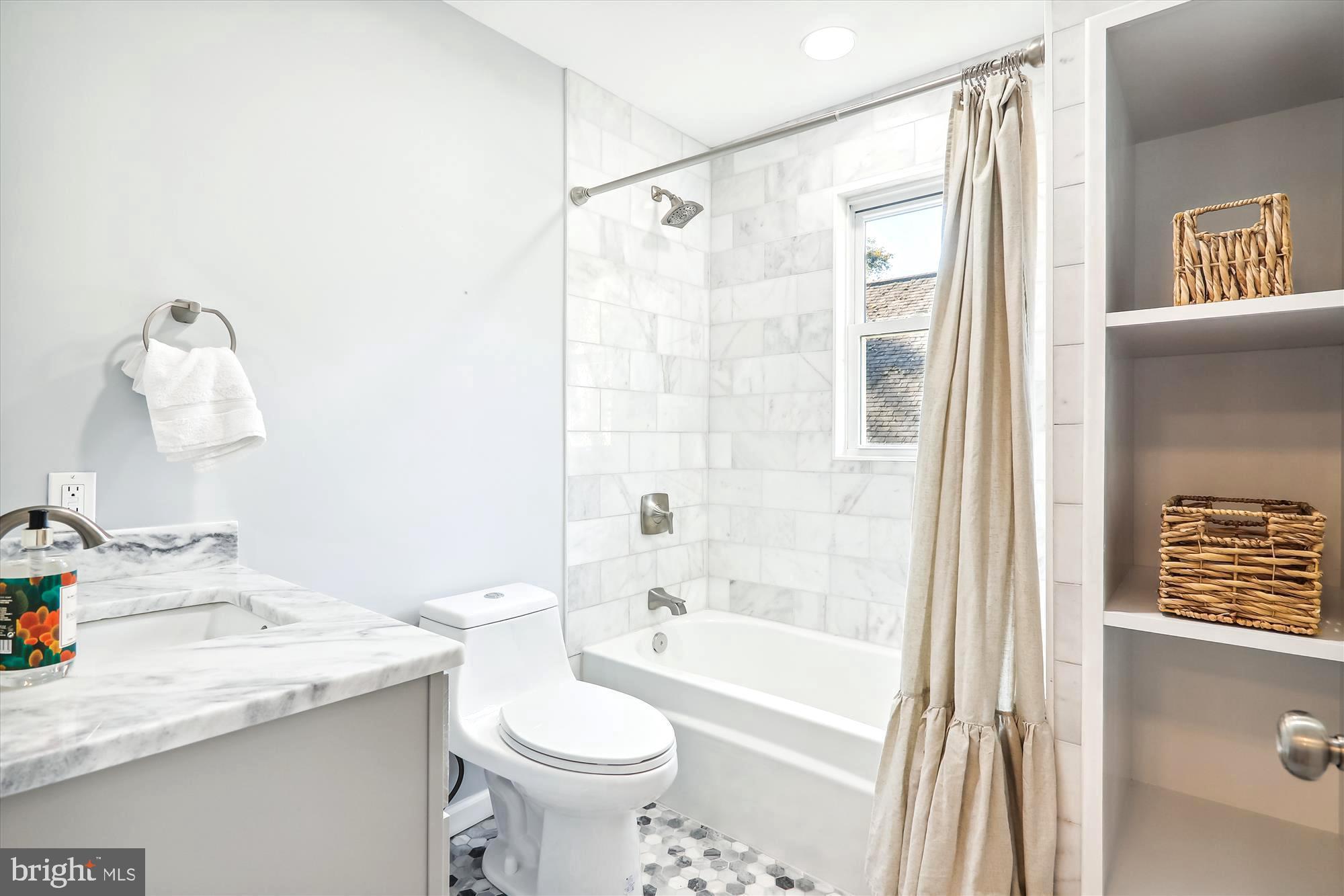 WEST END PARK - Residential