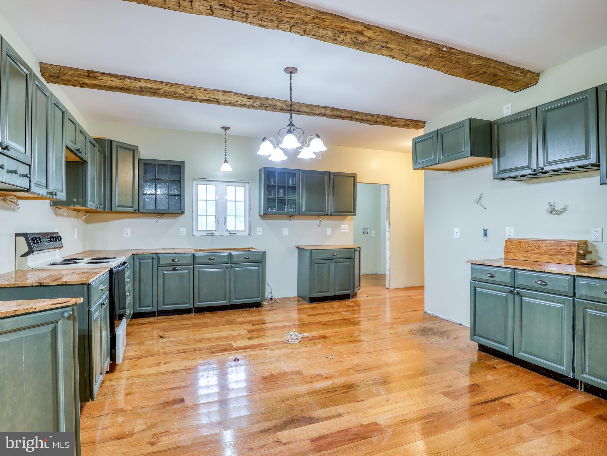 RIVERSIDE - Residential