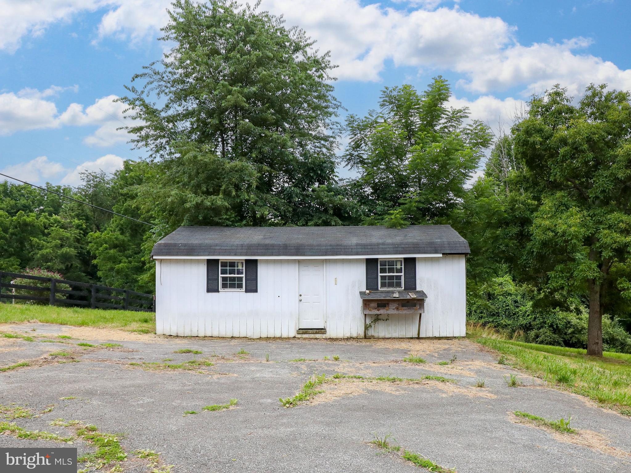 RIVERSIDE - Residential