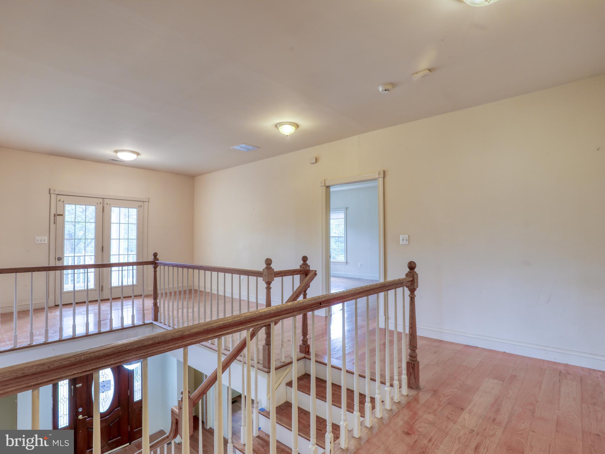 RIVERSIDE - Residential