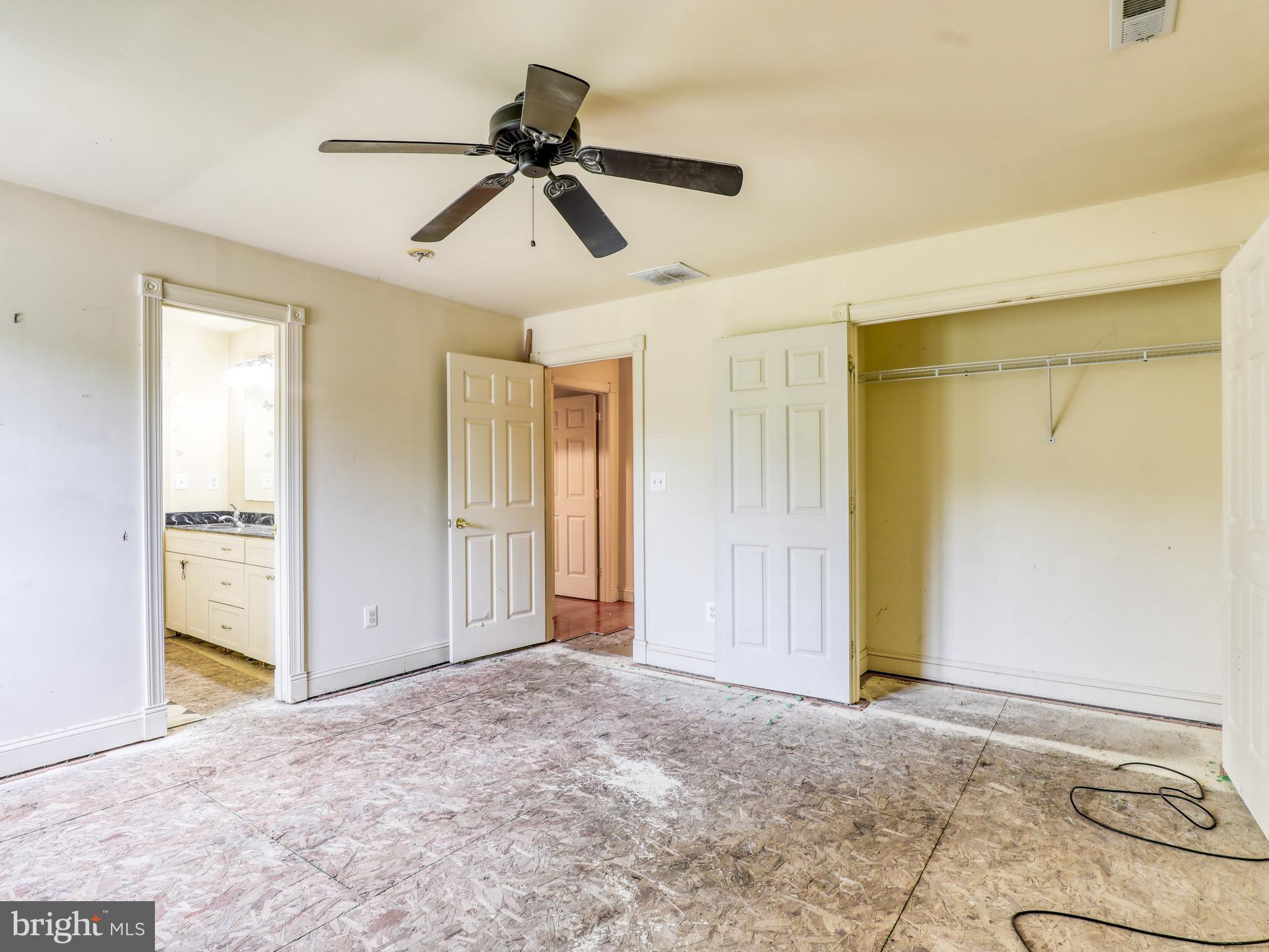 RIVERSIDE - Residential