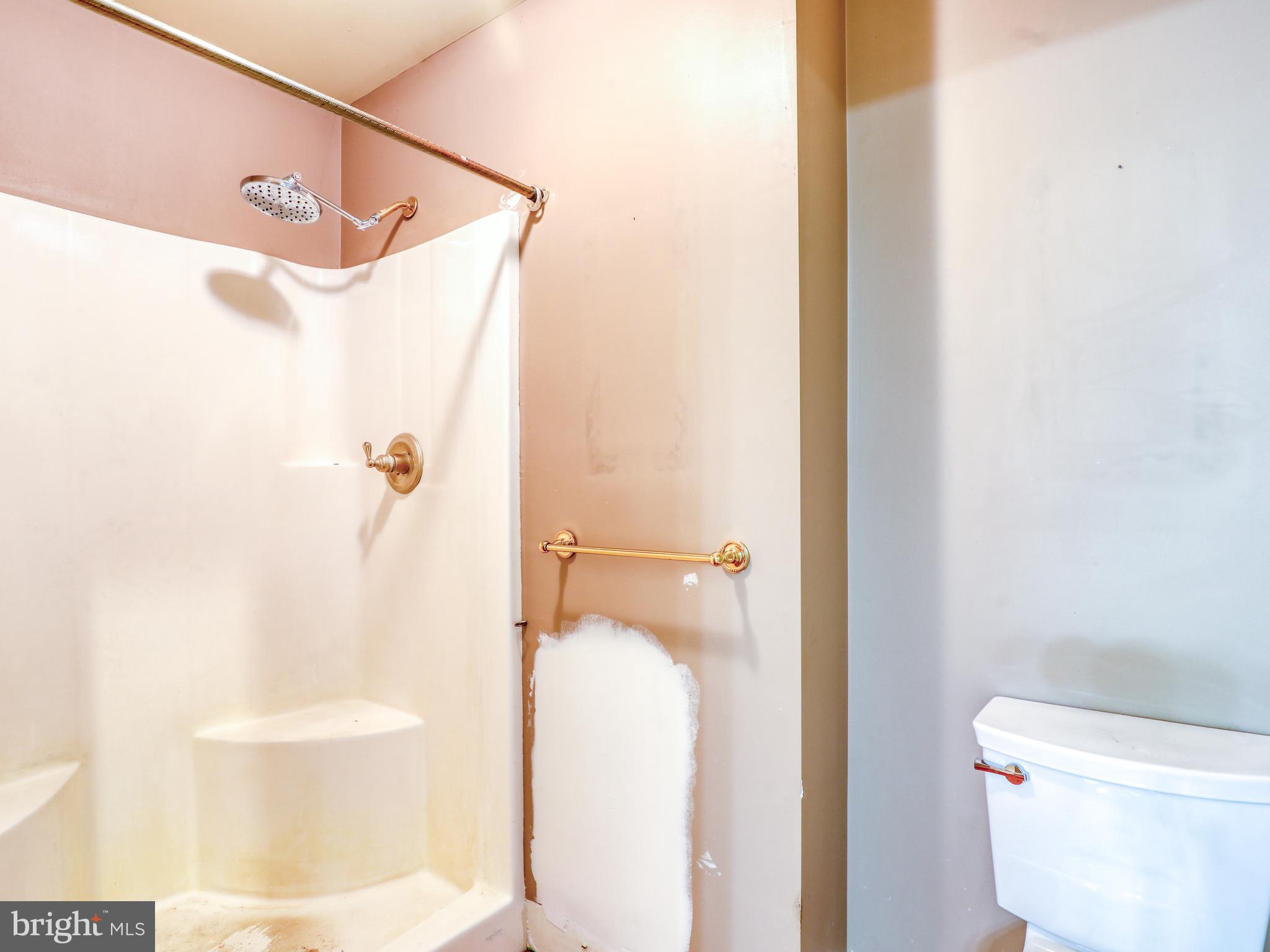 RIVERSIDE - Residential