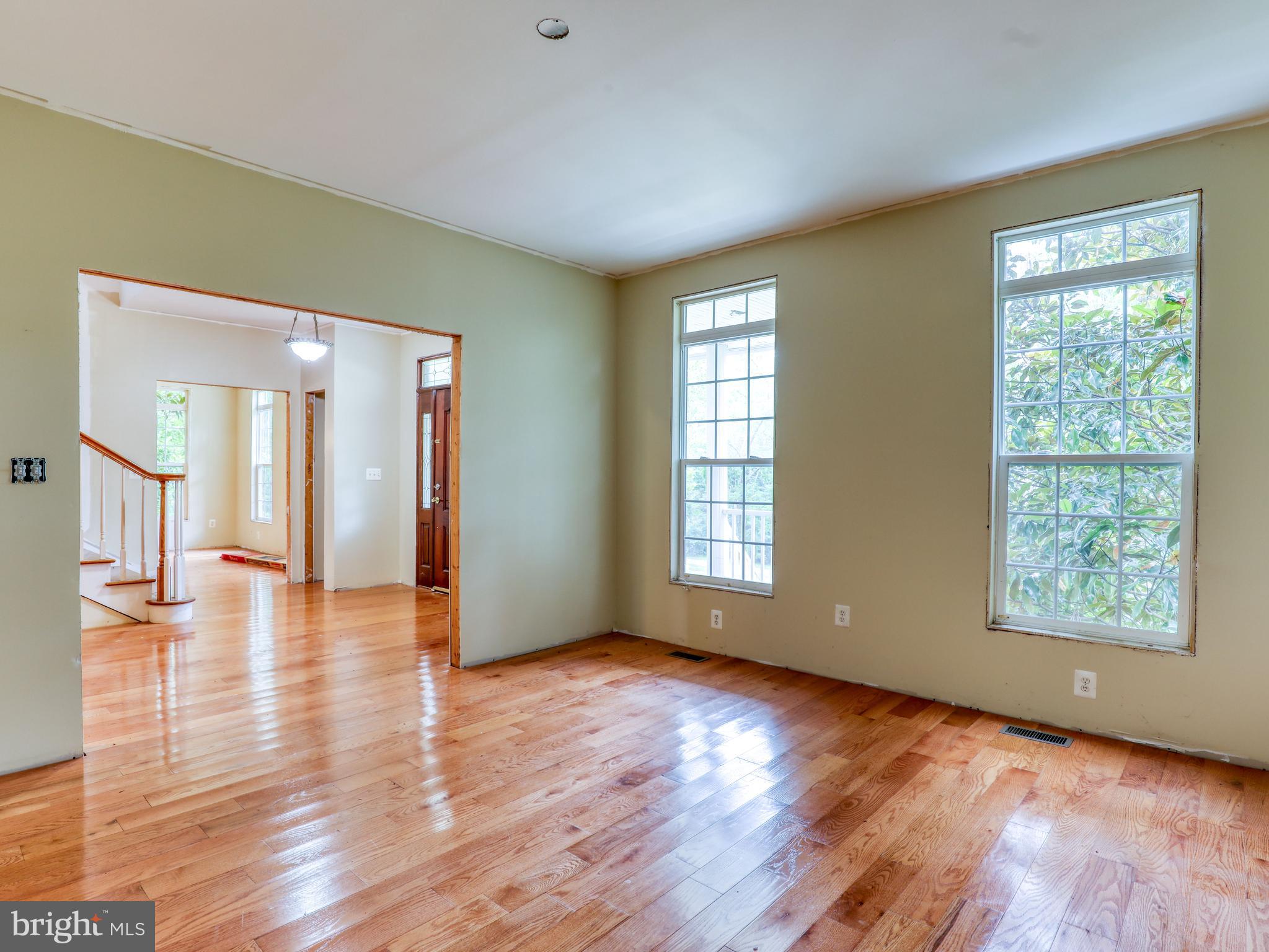 RIVERSIDE - Residential