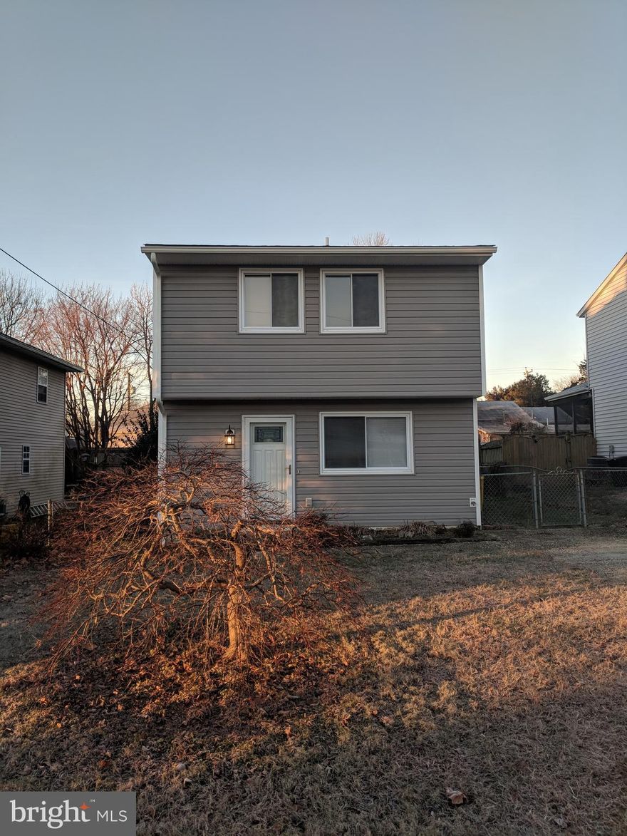 Single family home with 3 bedrooms and 2.5 baths.  New paint and carpet.  Siding andFirst floor has kitchen with space for table, separate dining room, family room and half bath.  Upstairs has master bedroom with walk in closet and master bathroom.  There are also two more bedrooms and full bathroom.  Fenced backyard with shed. Less than one block to the pier and swimming areas. Blue Ribbon Schools.  Easy access to DC, Baltimore and Downtown Annapolis. Section 8 accepted.