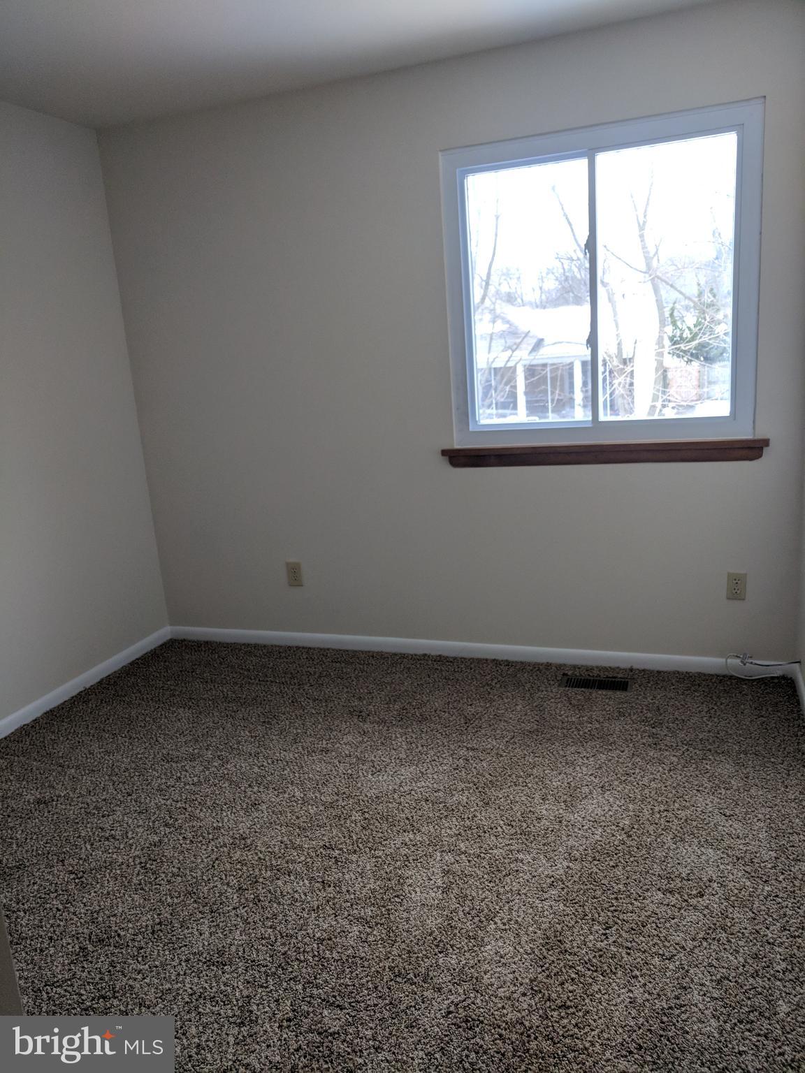 LONDONTOWN - Residential Lease