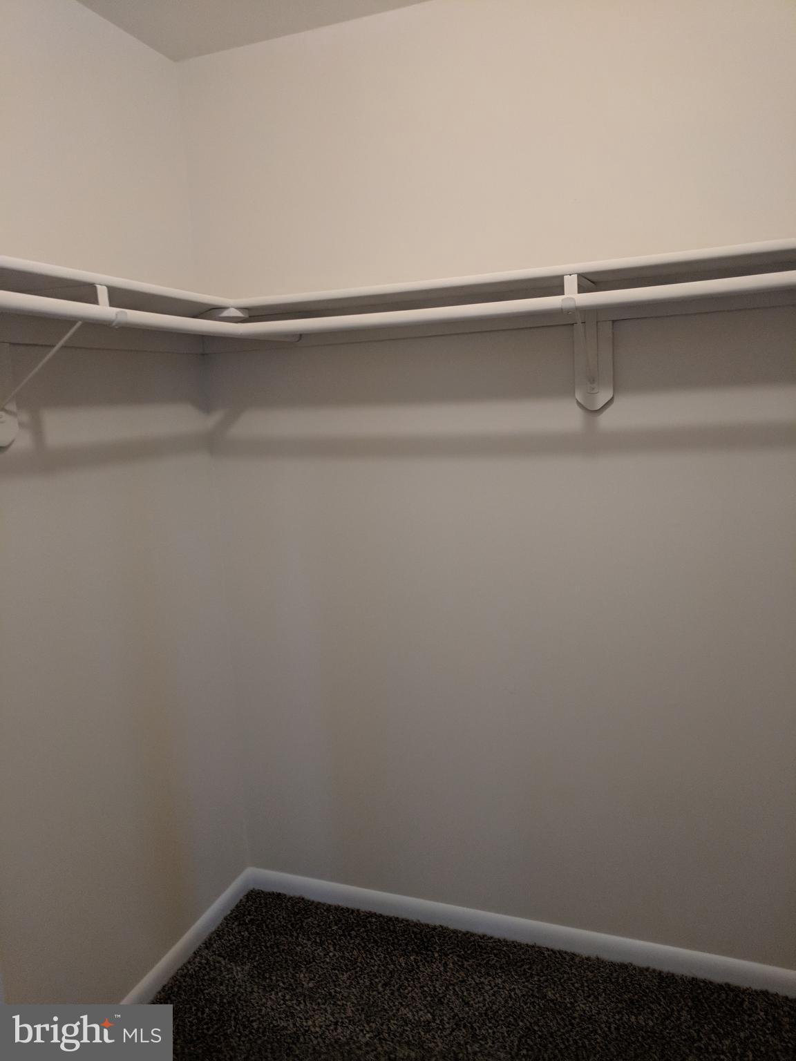 LONDONTOWN - Residential Lease