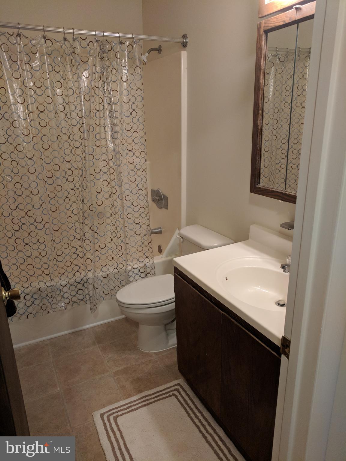 LONDONTOWN - Residential Lease