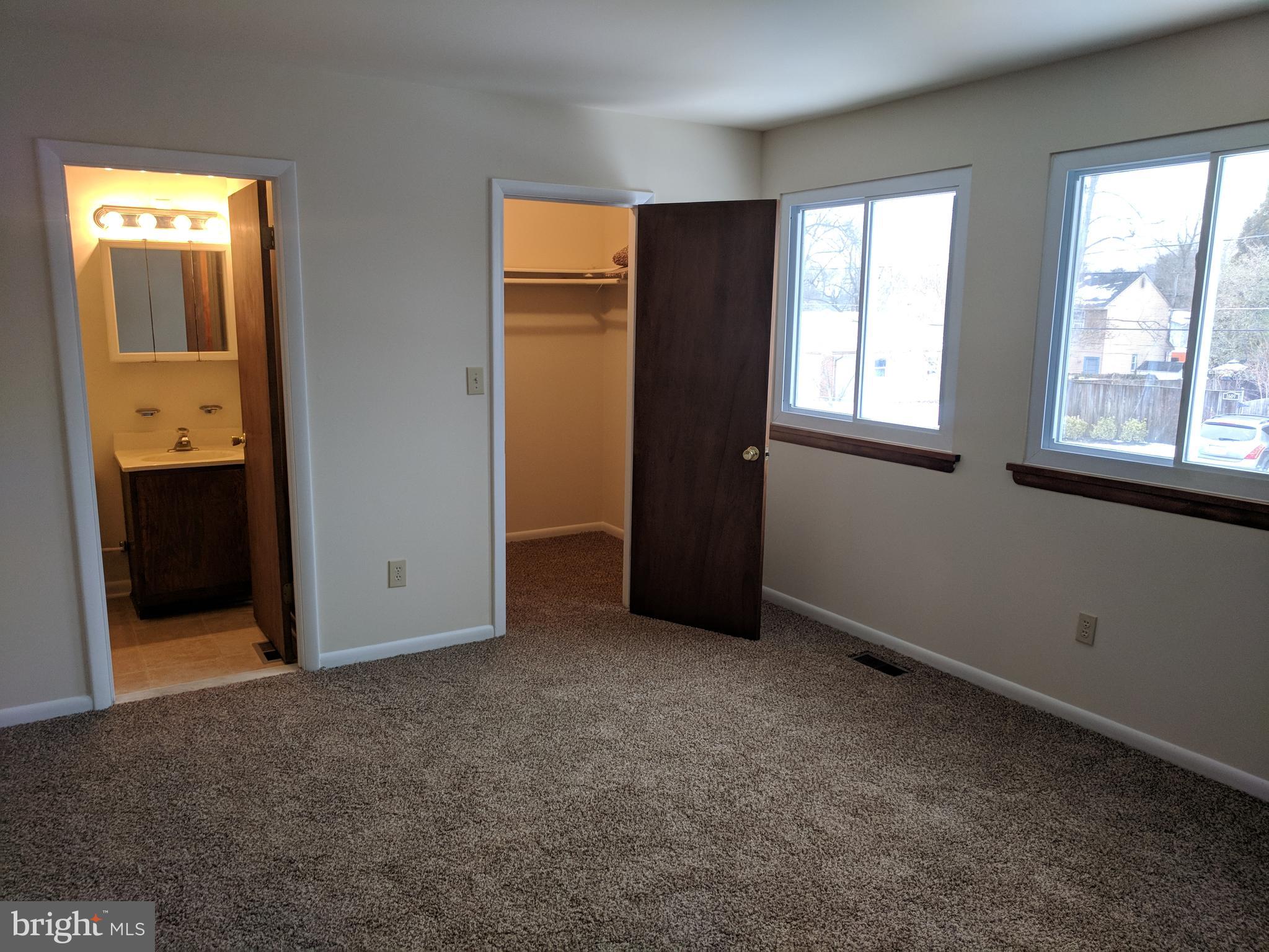 LONDONTOWN - Residential Lease