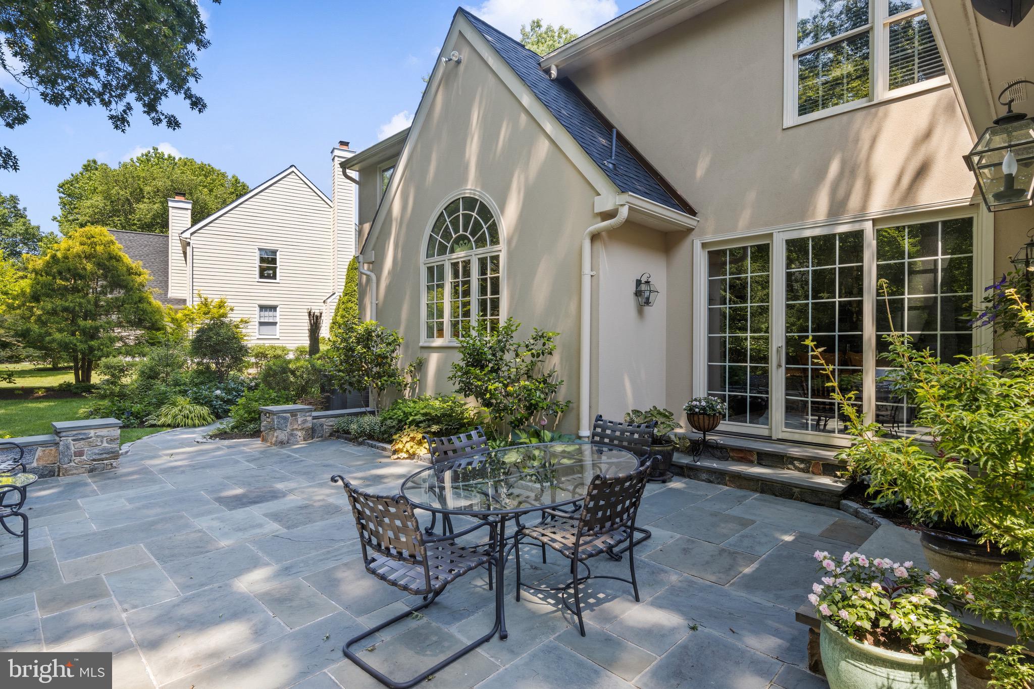 TREYBURN - Residential