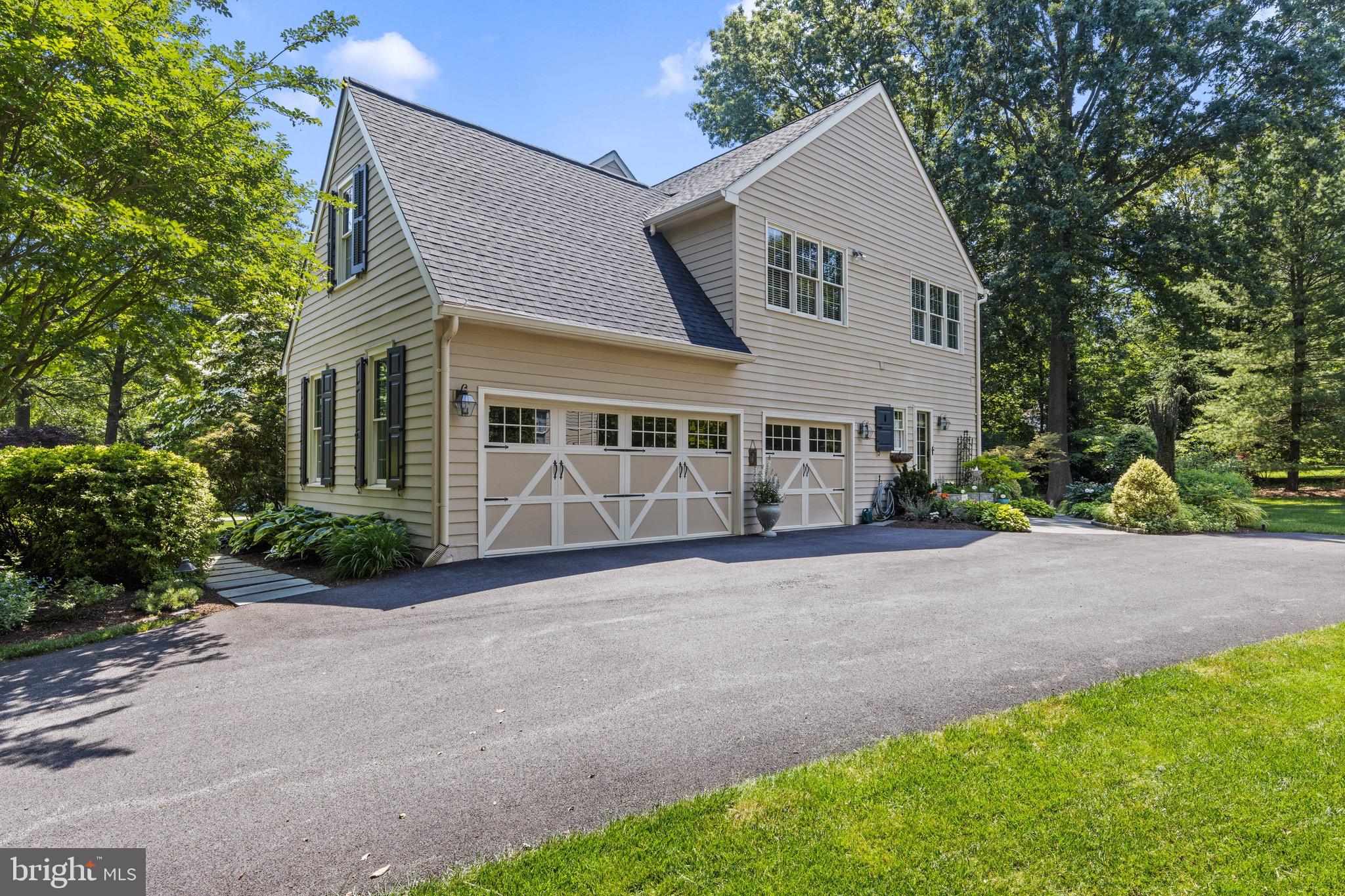 TREYBURN - Residential