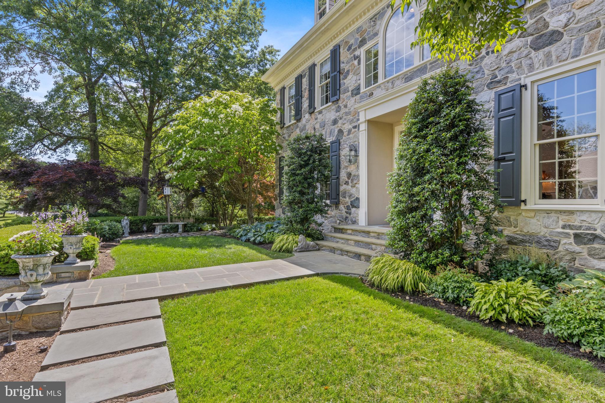 TREYBURN - Residential