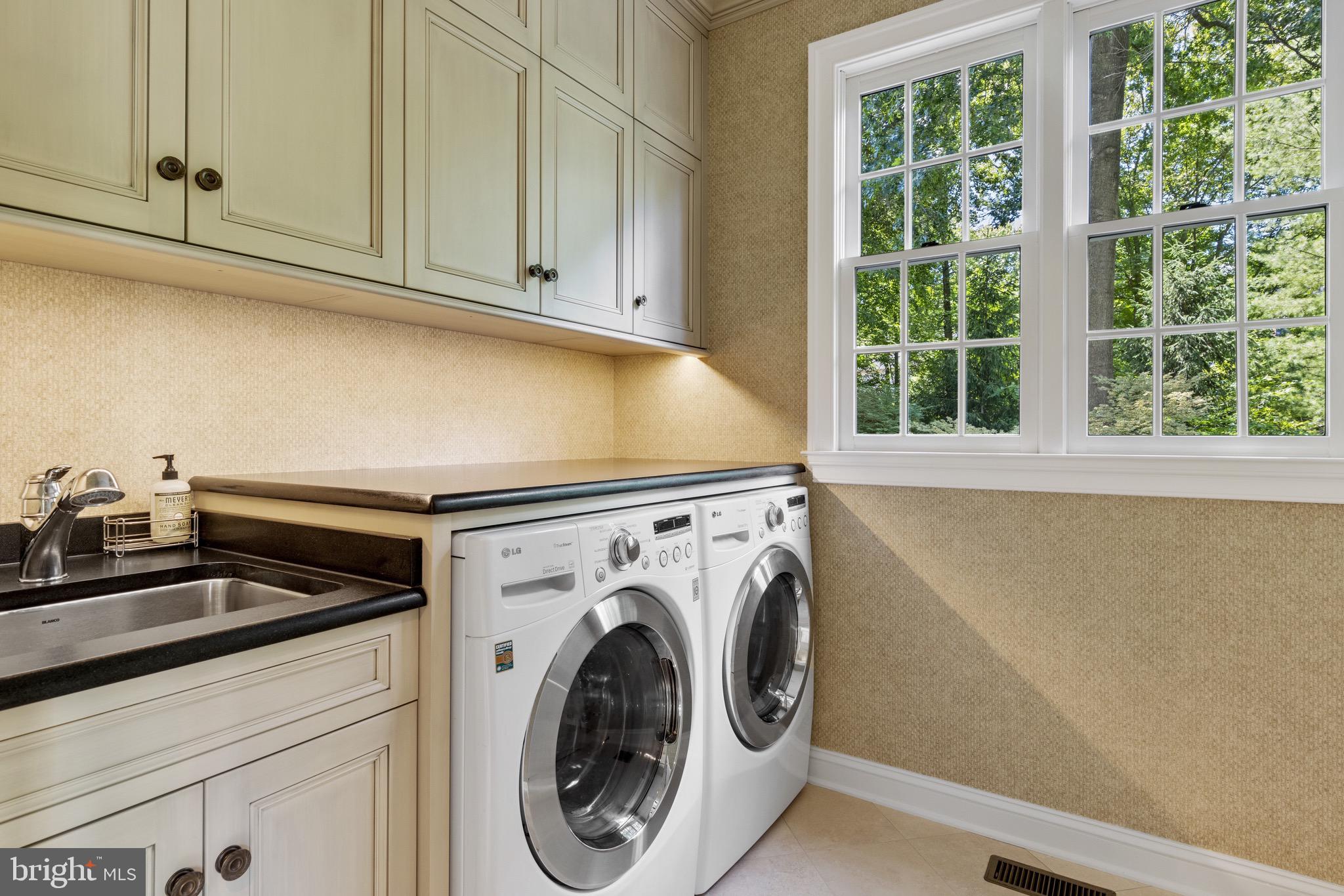 TREYBURN - Residential