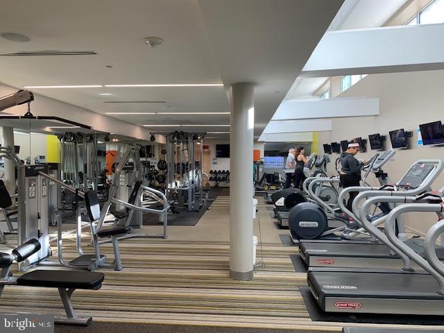 ROTONDA - Residential Lease