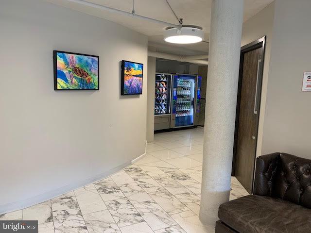 ROTONDA - Residential Lease