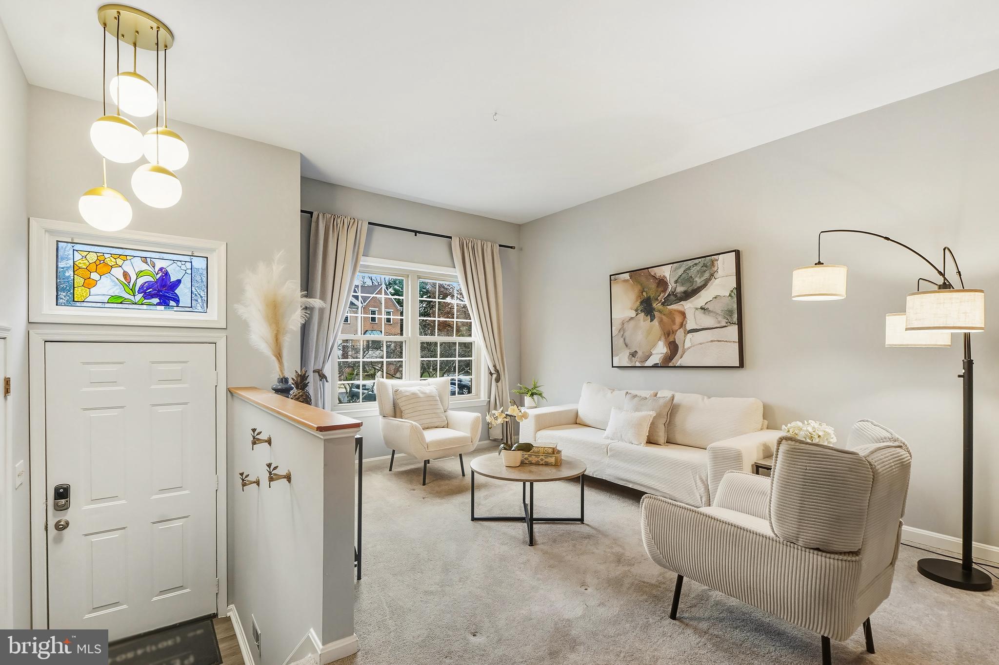 10 MARTINS SQUARE LANE