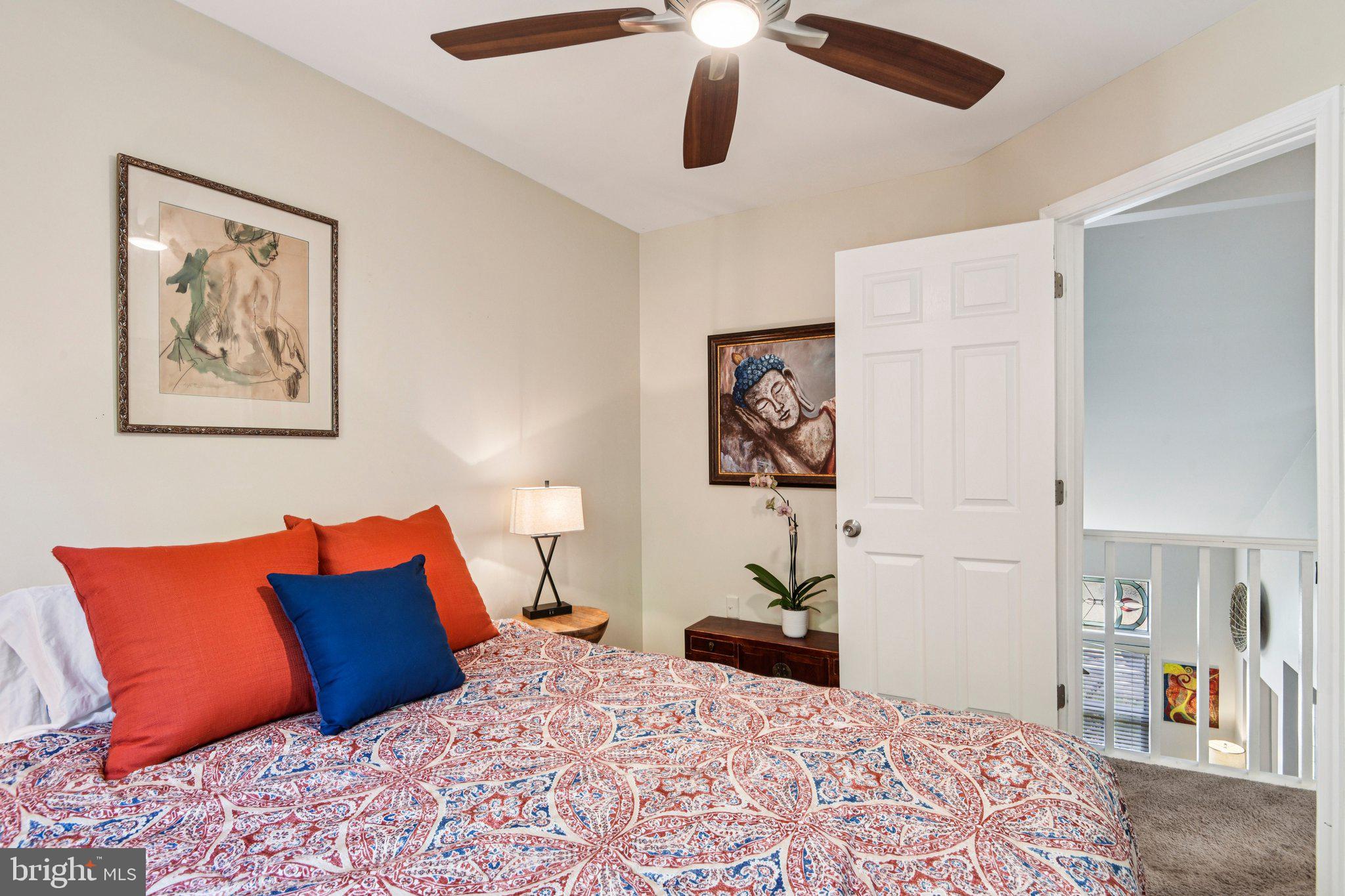 HUNT MEADOW - Residential