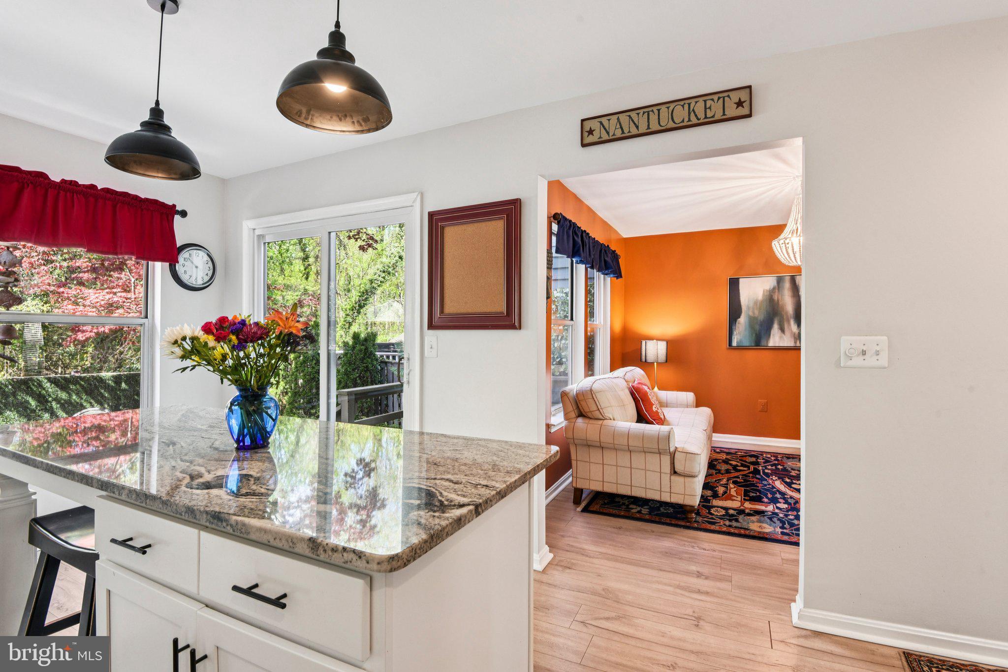 HUNT MEADOW - Residential