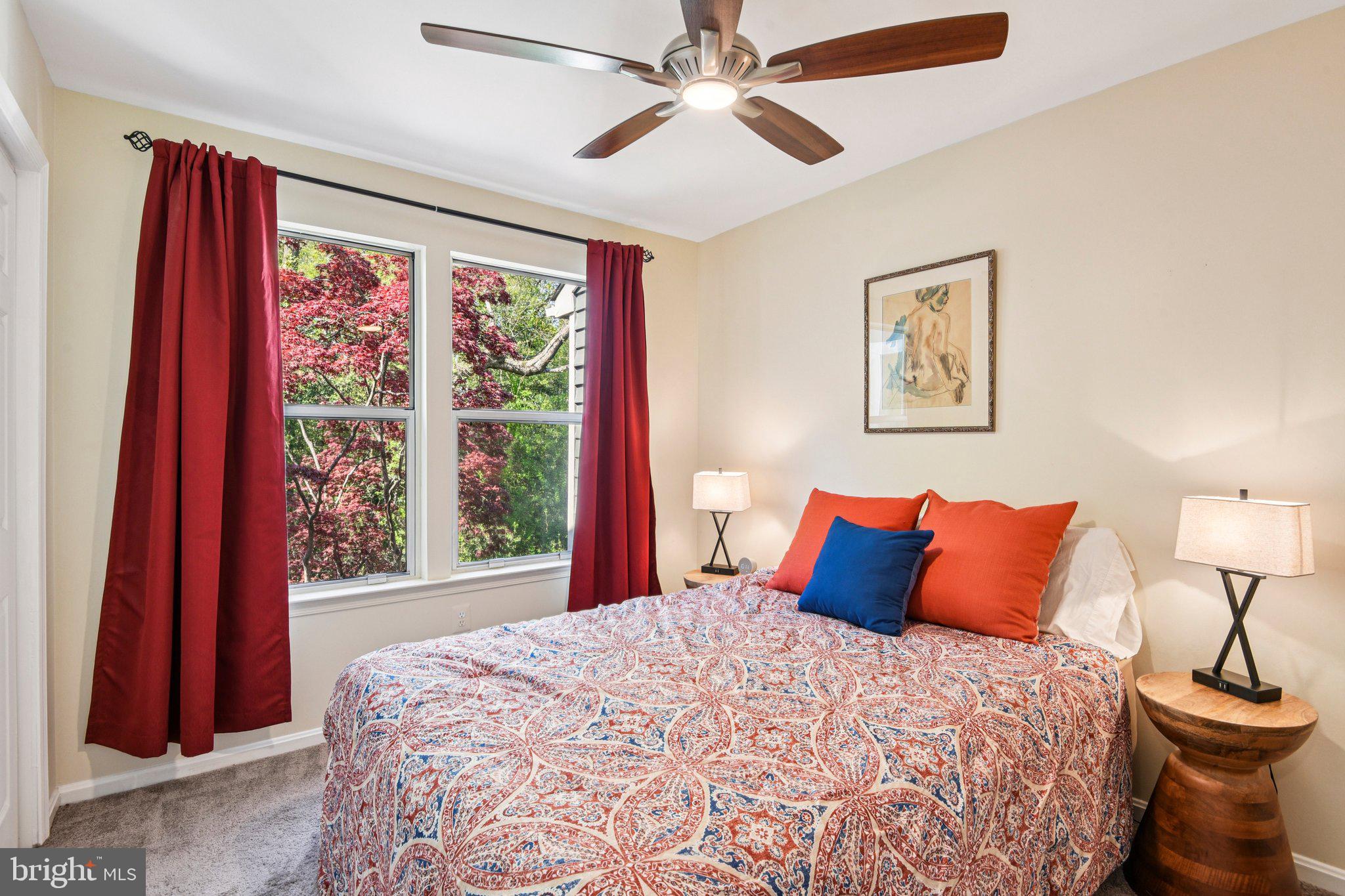 HUNT MEADOW - Residential