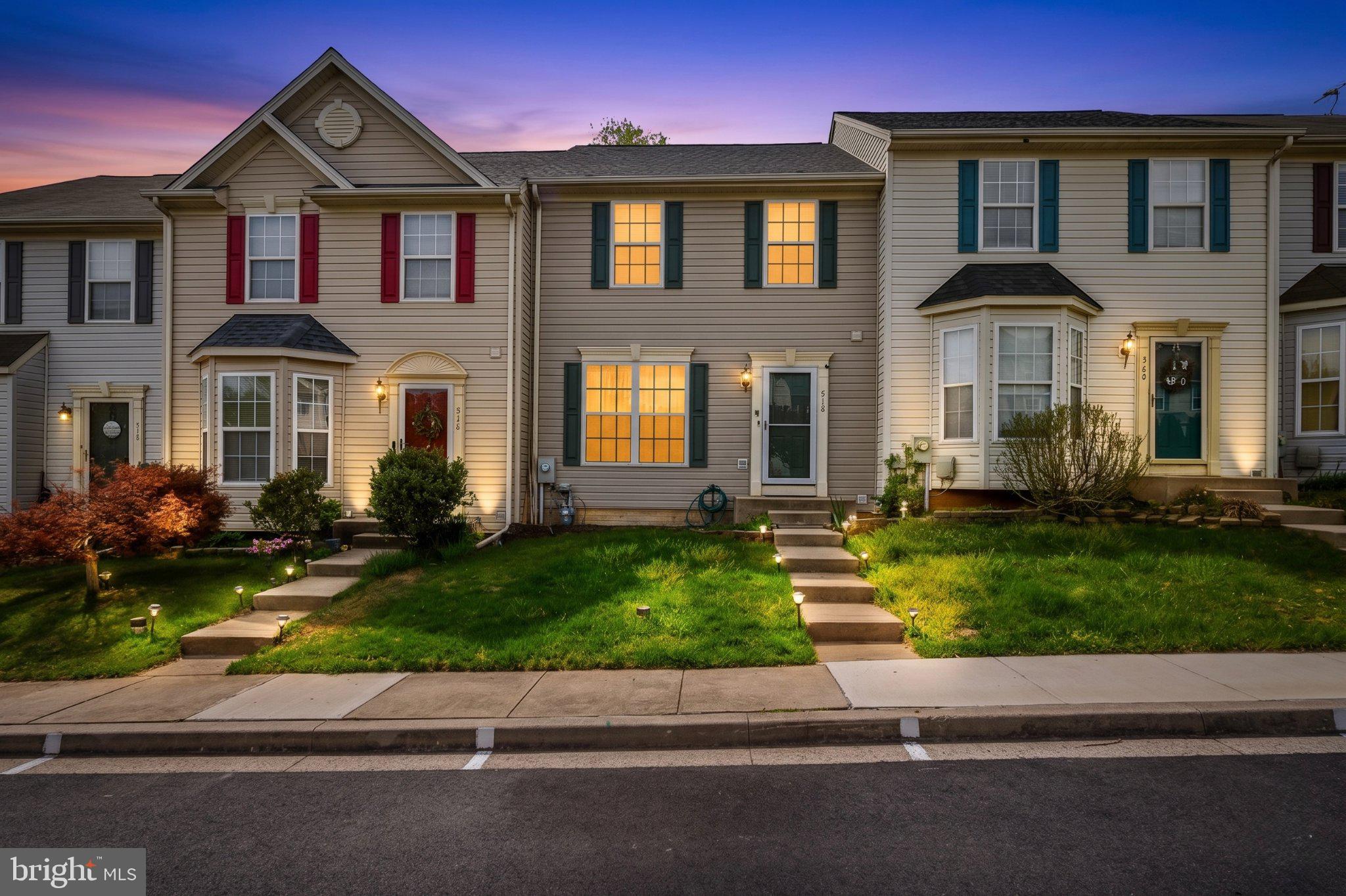 CONSTANT FRIENDSHIP - Residential