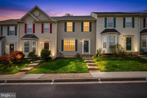 MLS: MDHR2053856