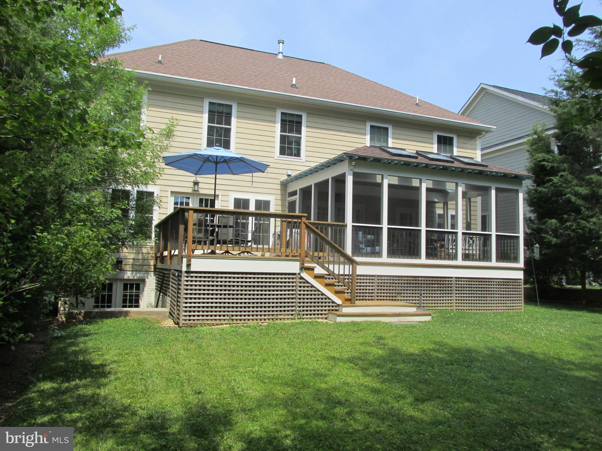 CHURCHILL - Residential Lease