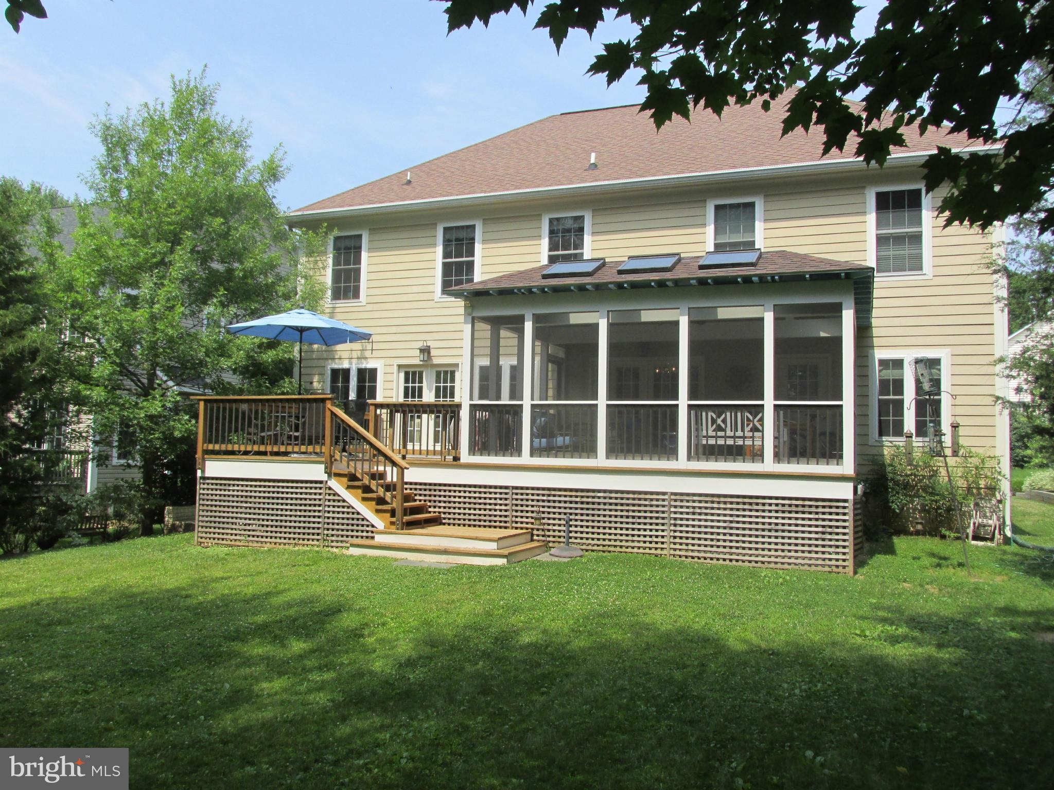 CHURCHILL - Residential Lease