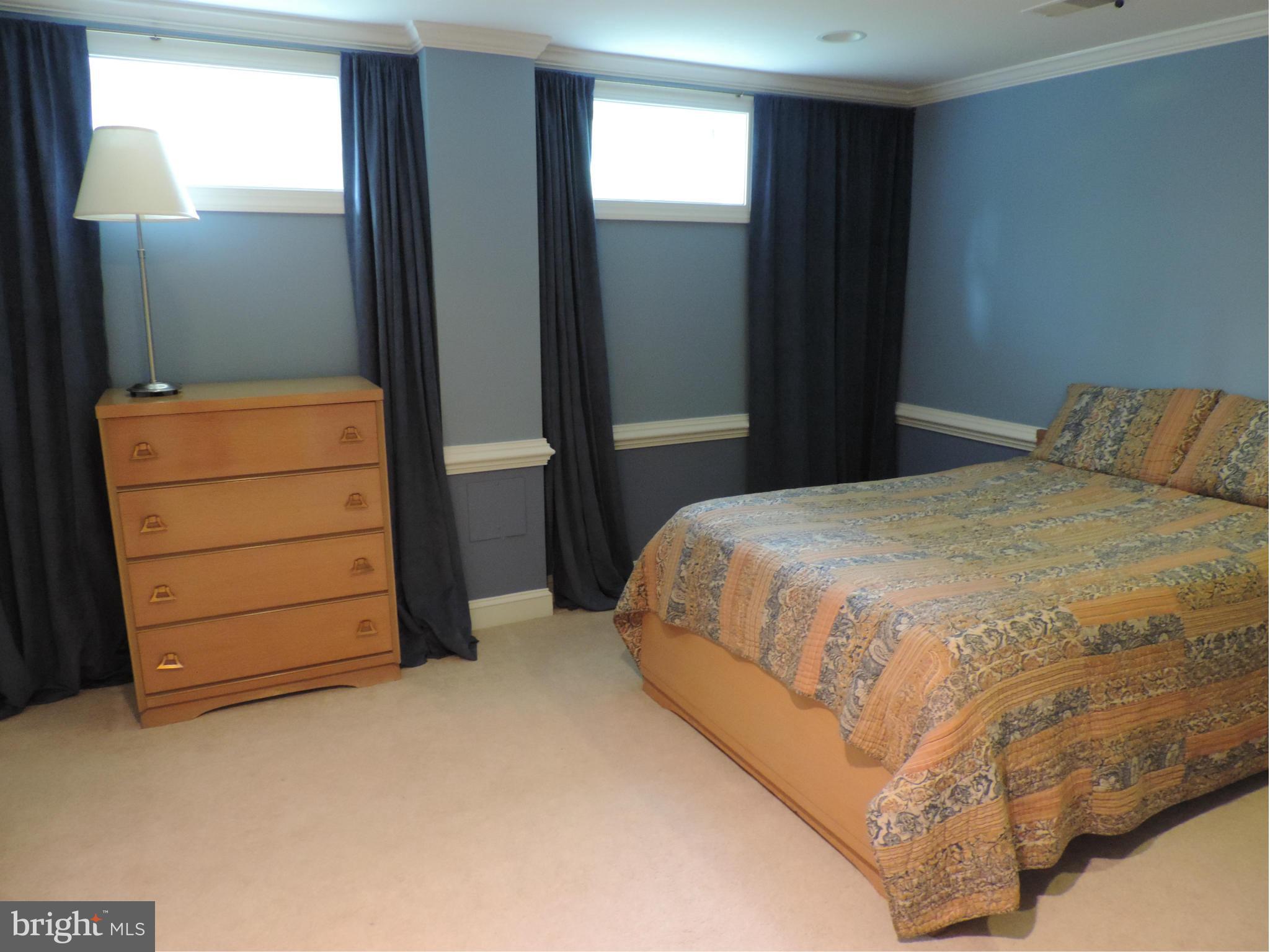 CHURCHILL - Residential Lease