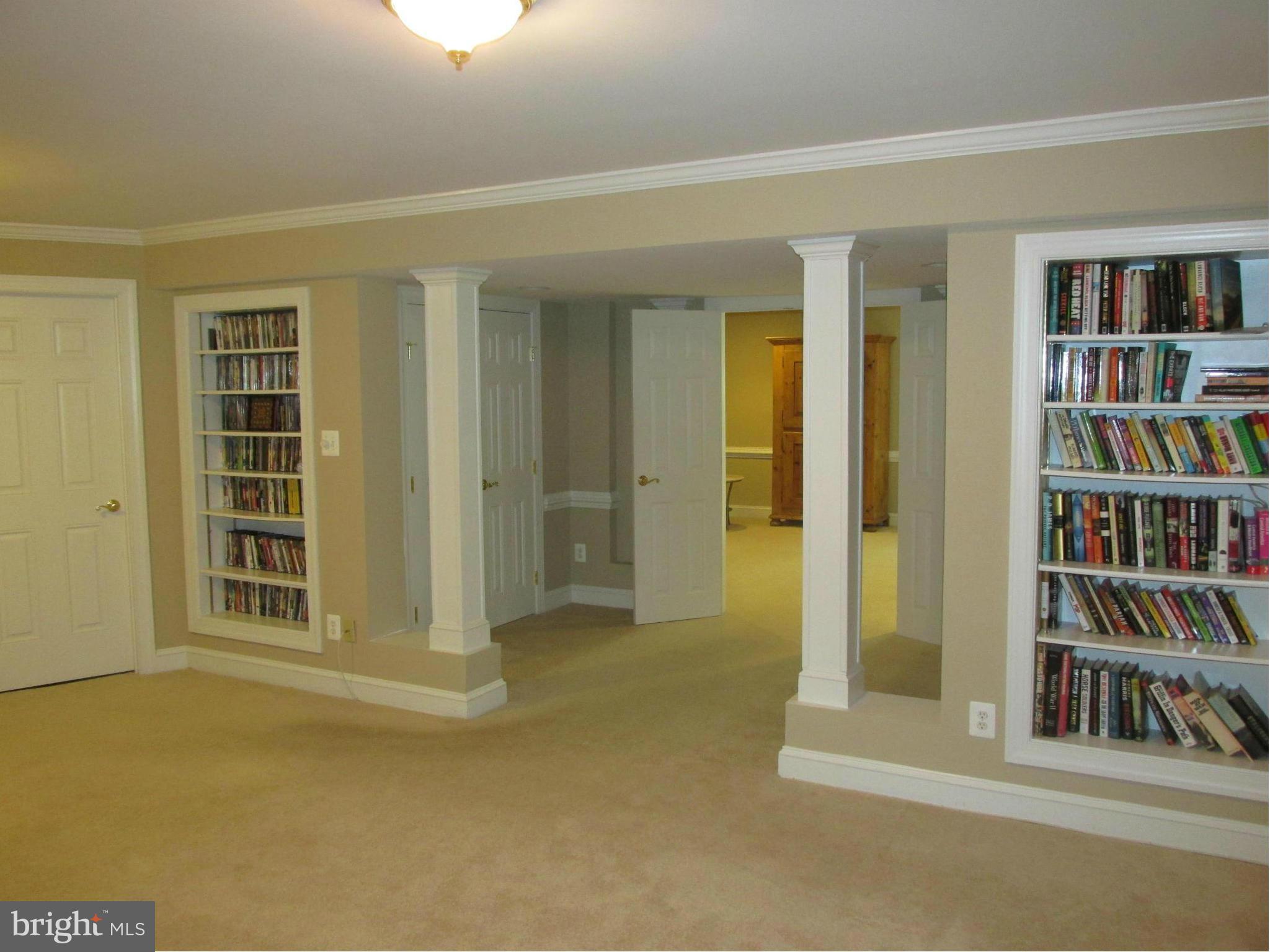 CHURCHILL - Residential Lease