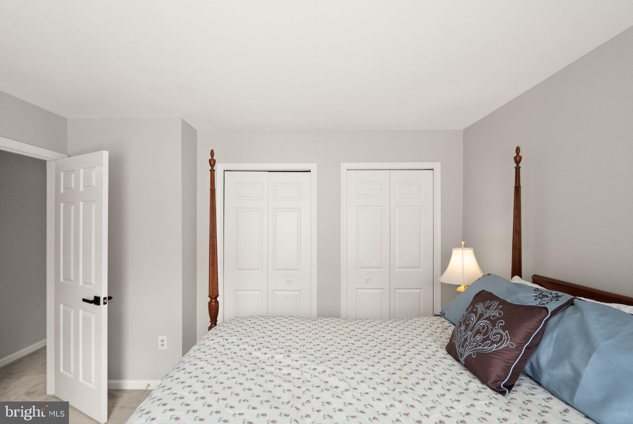 FAIR OAKS FARMS - Residential