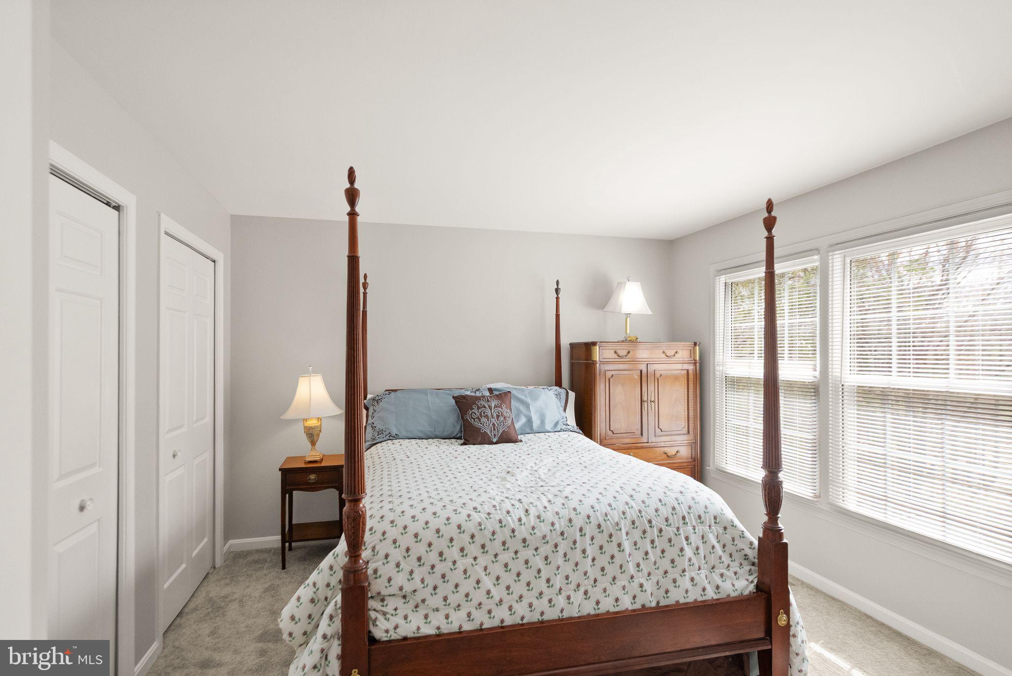 FAIR OAKS FARMS - Residential