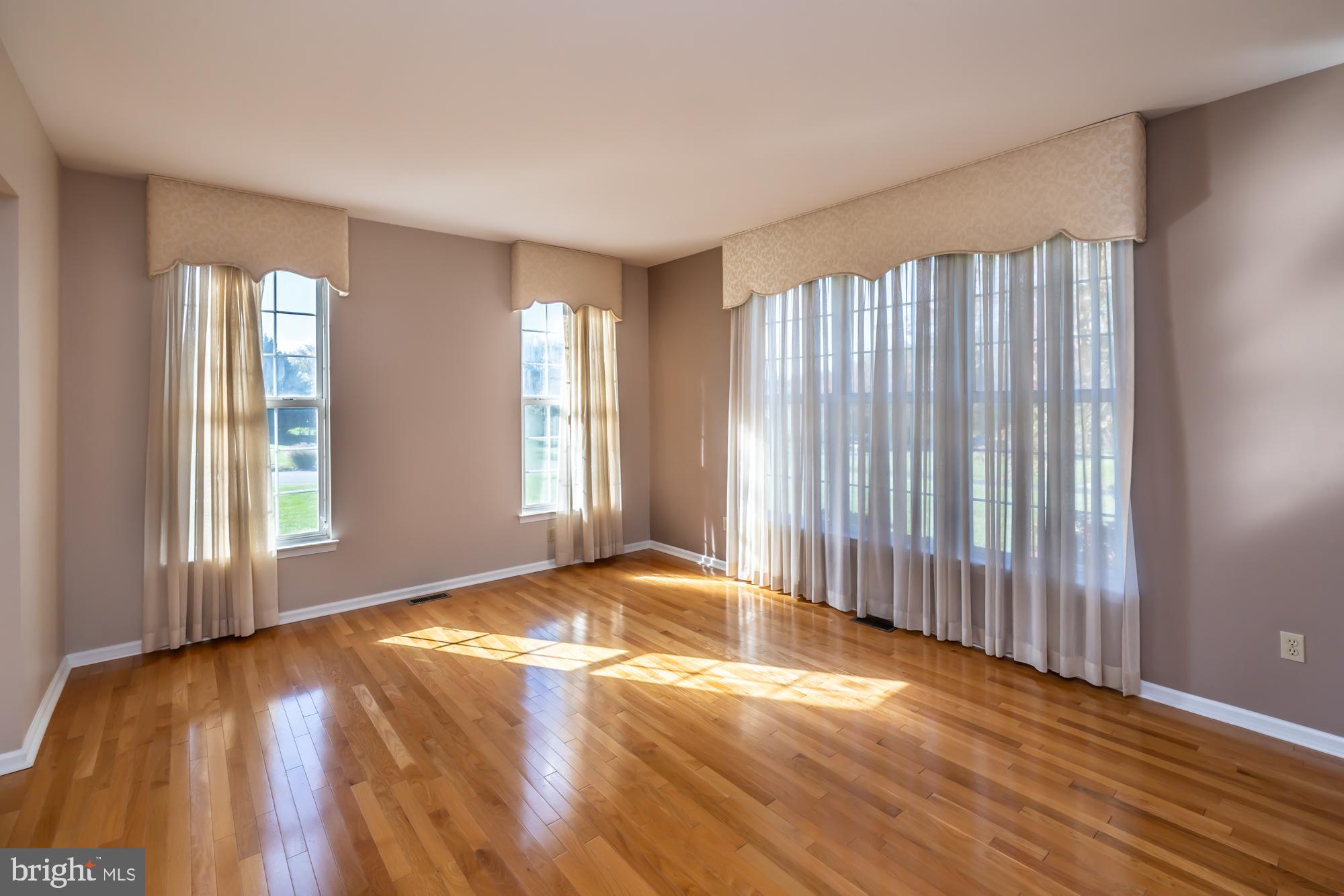 WYNDHAM HILL - Residential