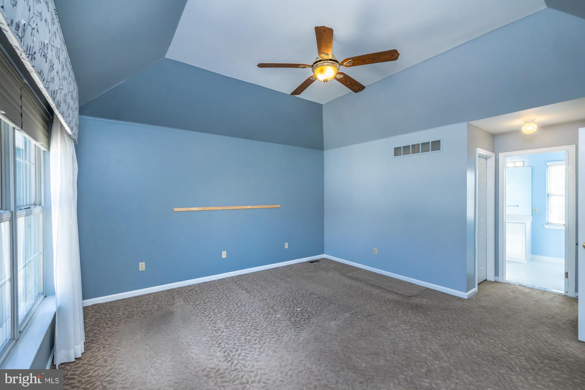 WYNDHAM HILL - Residential