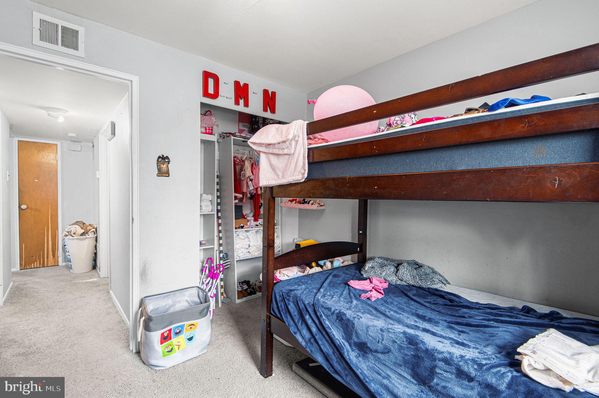 SOMERTON - Residential