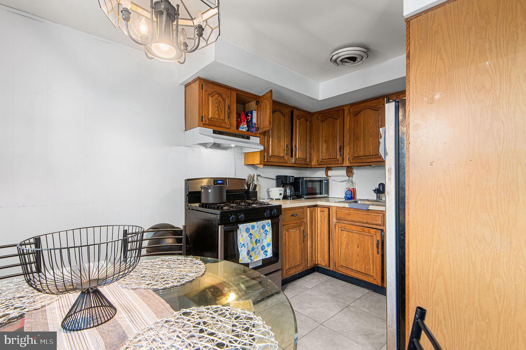 SOMERTON - Residential