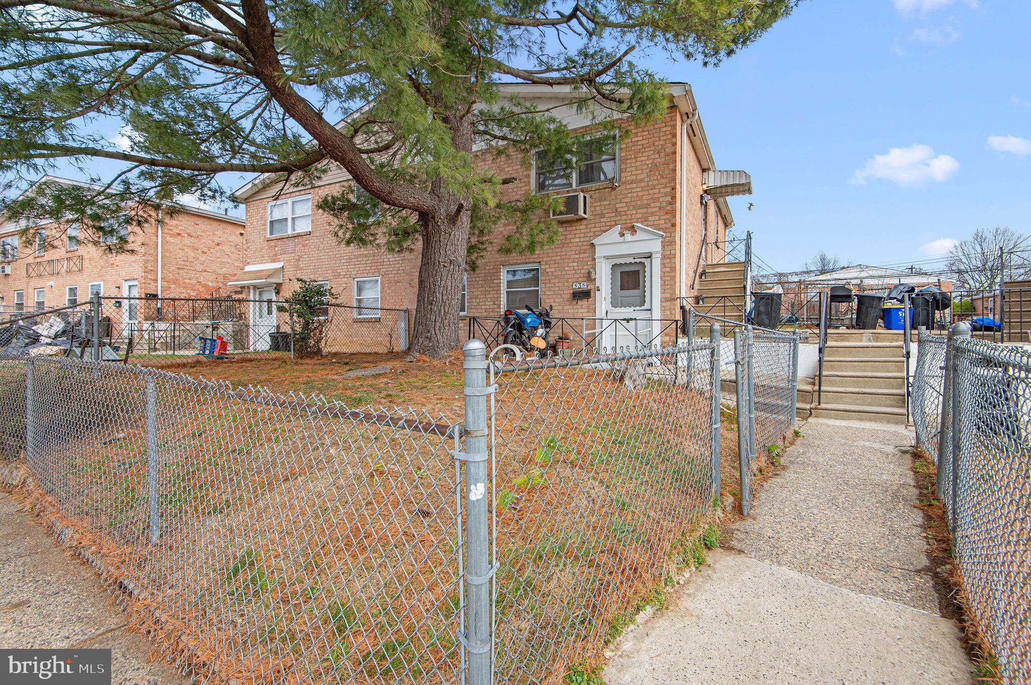 SOMERTON - Residential