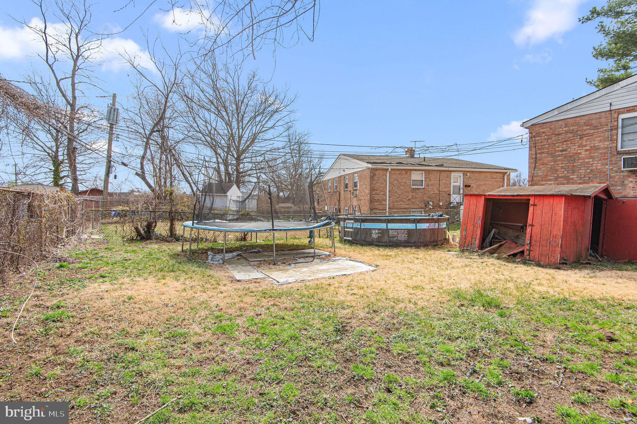 SOMERTON - Residential